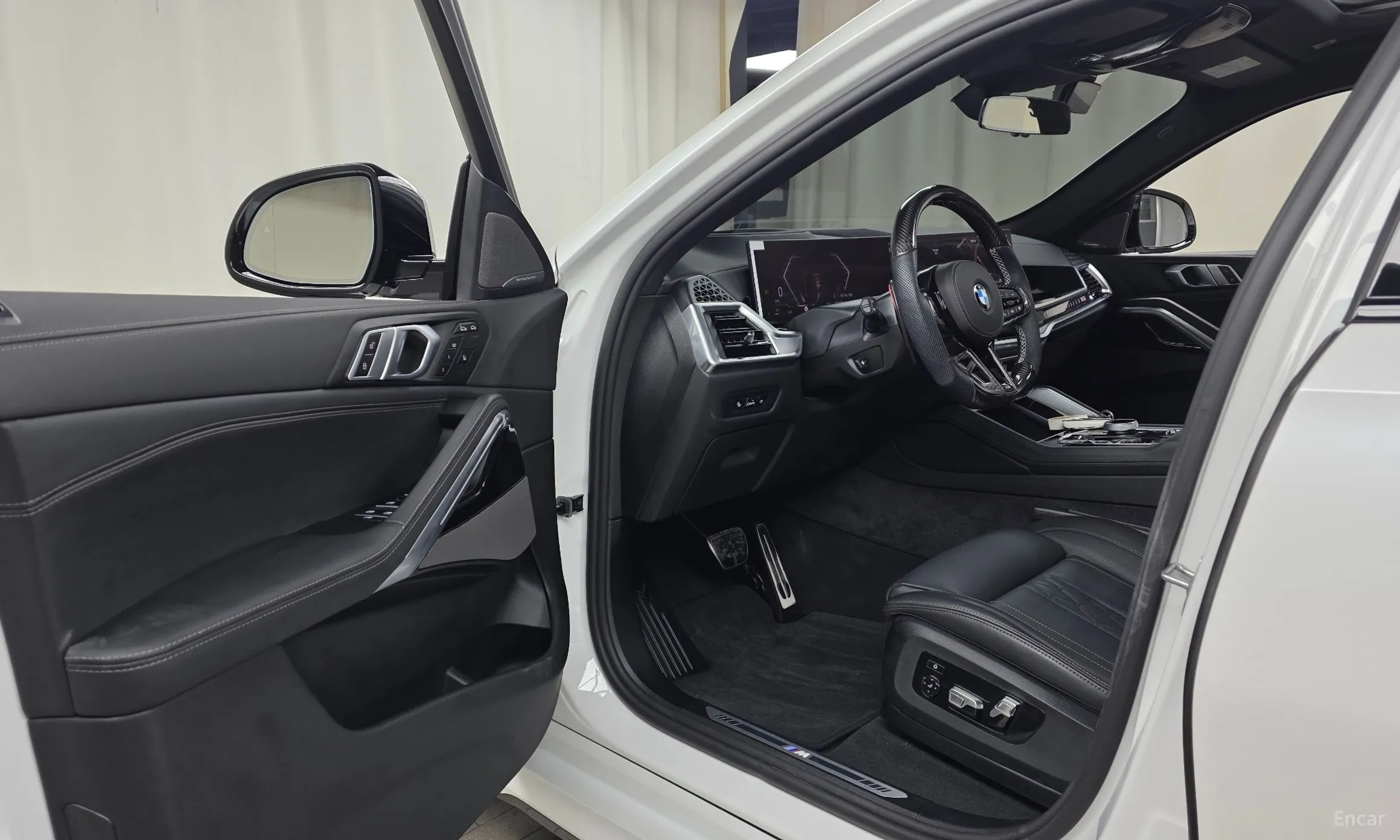 BMW X6 (G06) превью 10