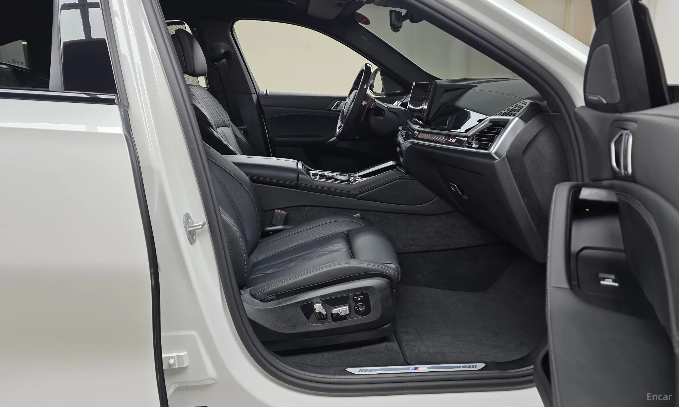 BMW X6 (G06) превью 11