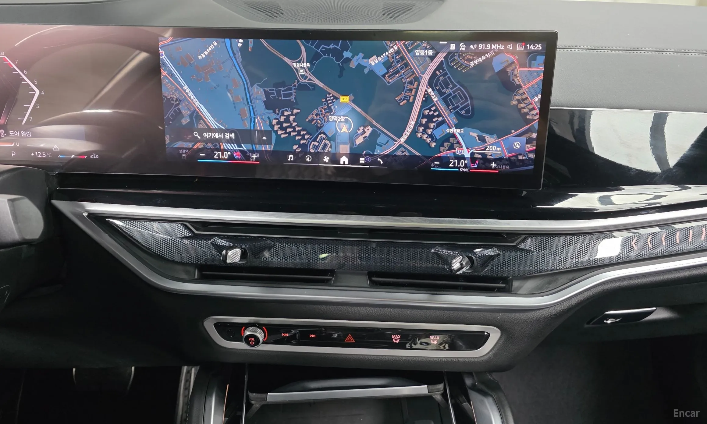 BMW X6 (G06) превью 15