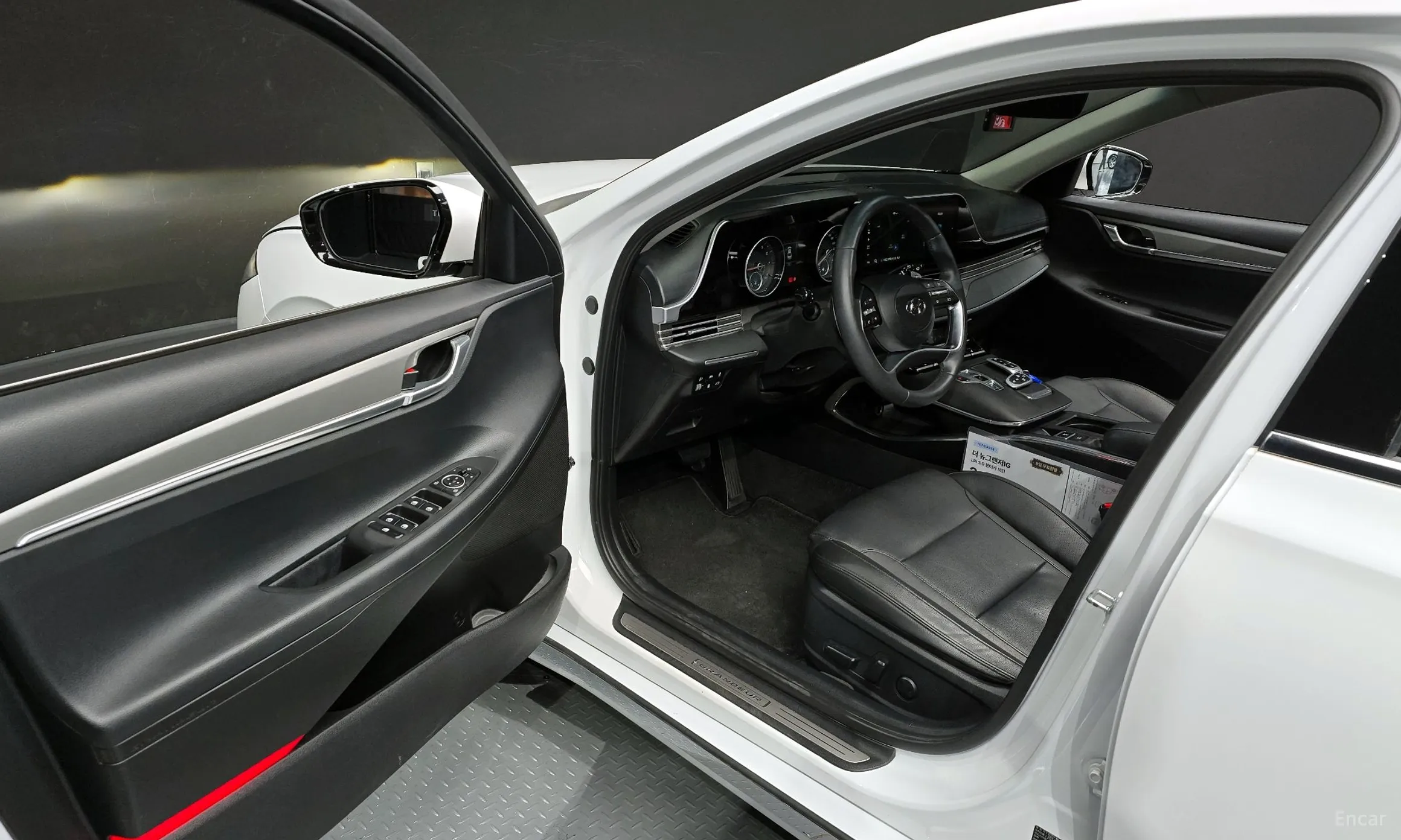 Hyundai Grandeur IG превью 10