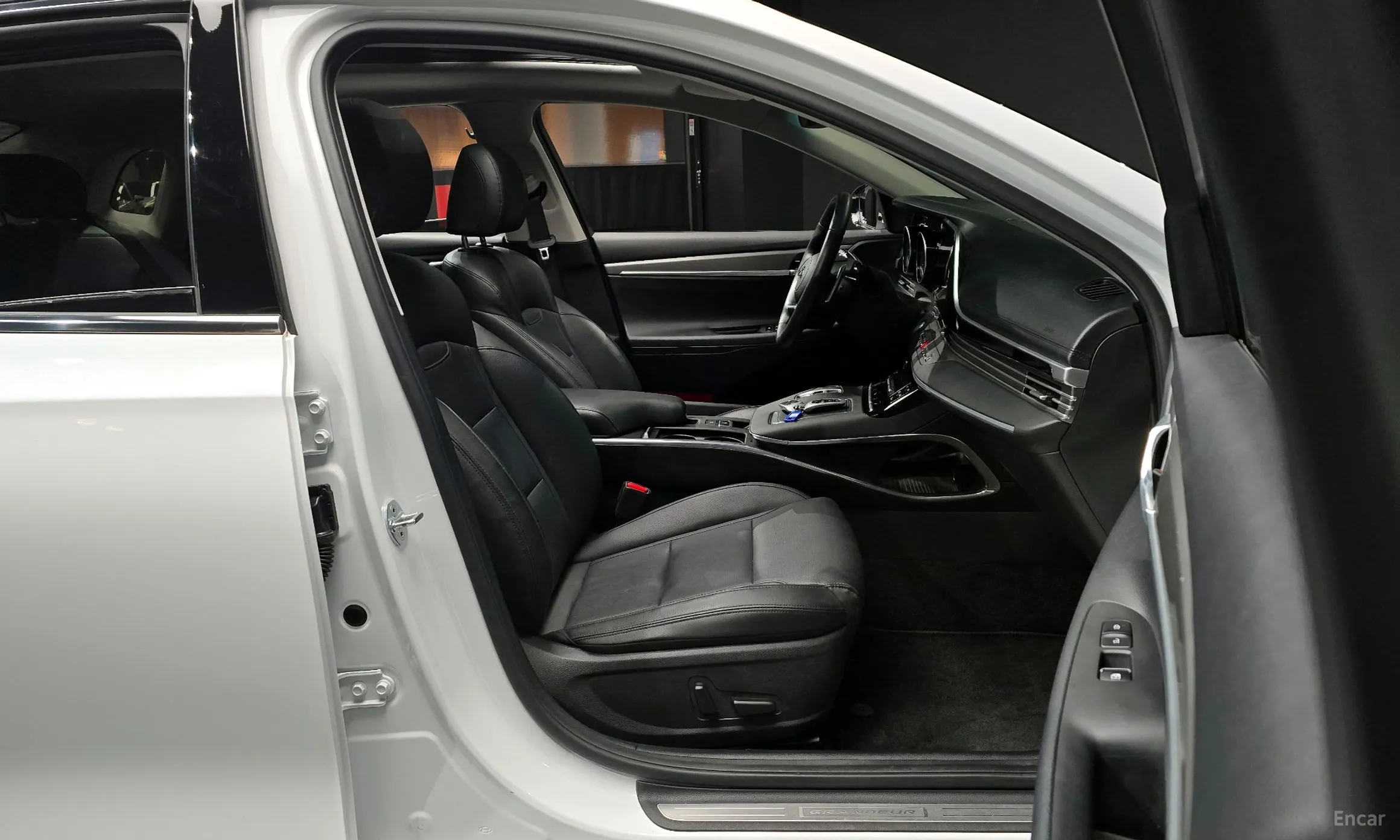 Hyundai Grandeur IG превью 11