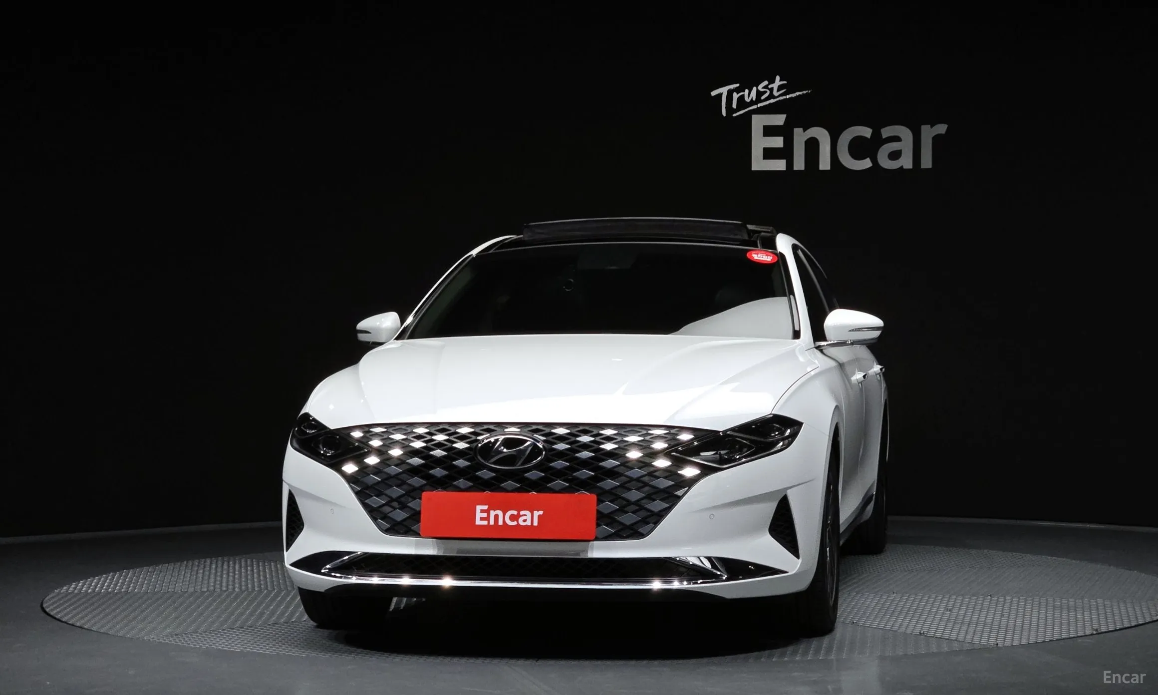 Hyundai Grandeur IG превью 3