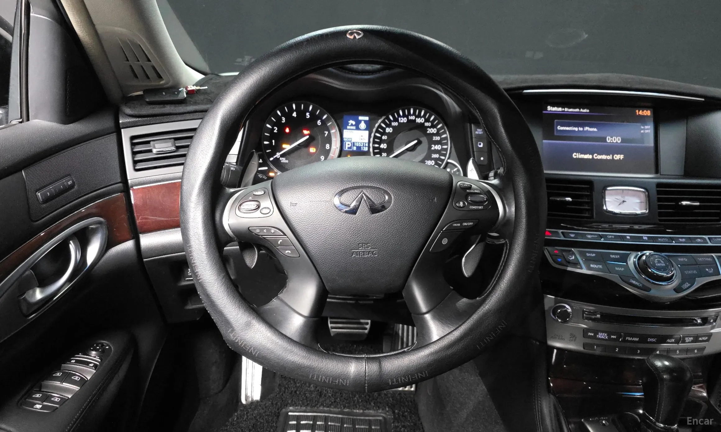 Infiniti M56 превью 13