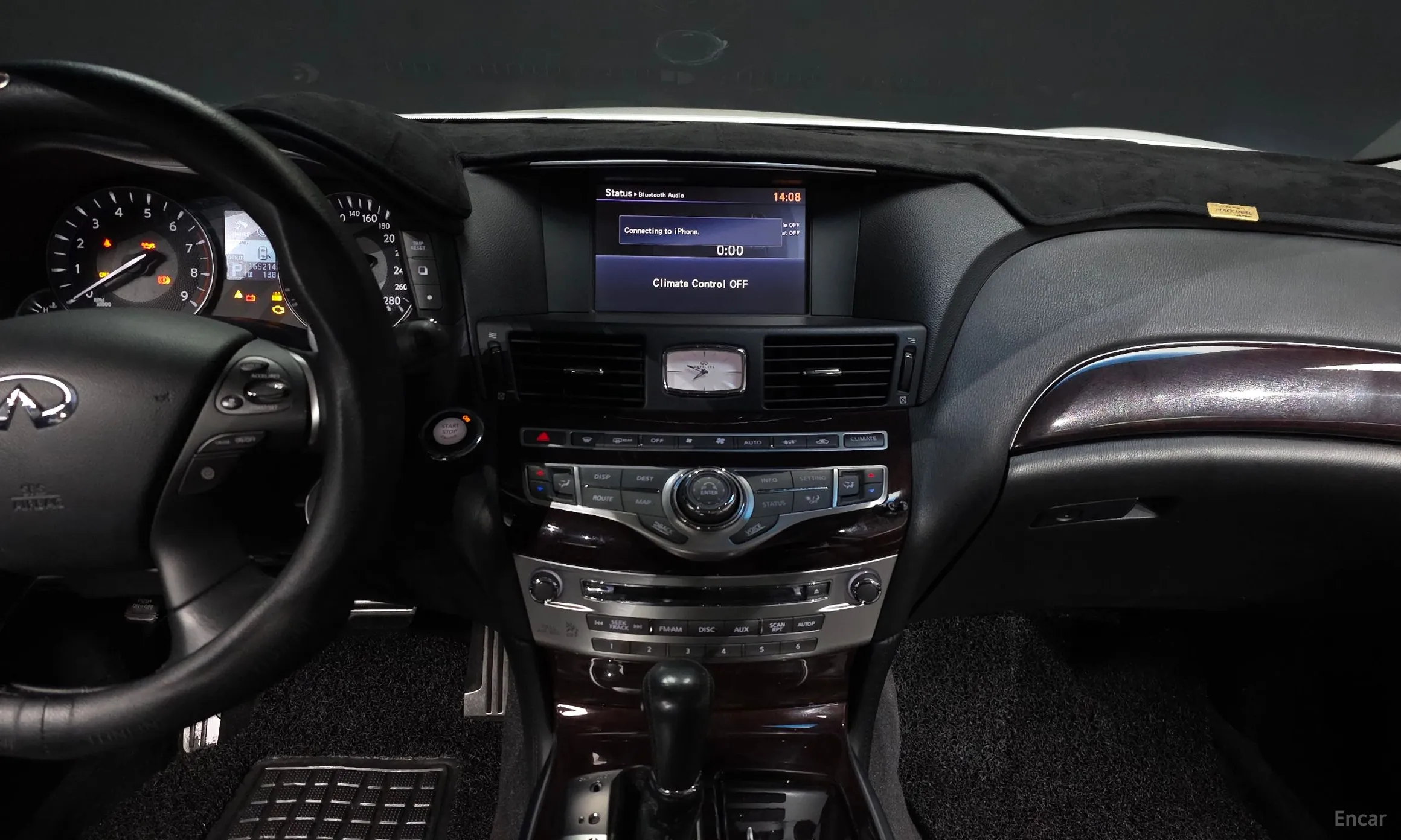 Infiniti M56 превью 14
