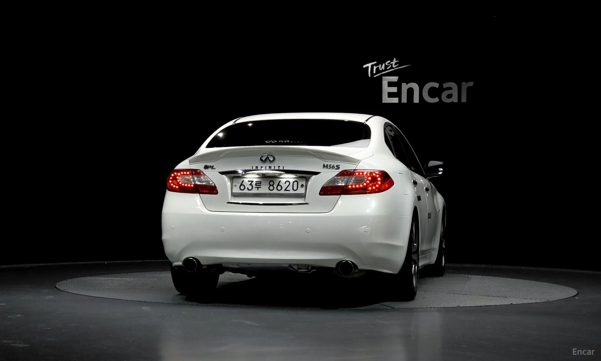 Infiniti M56 превью 4