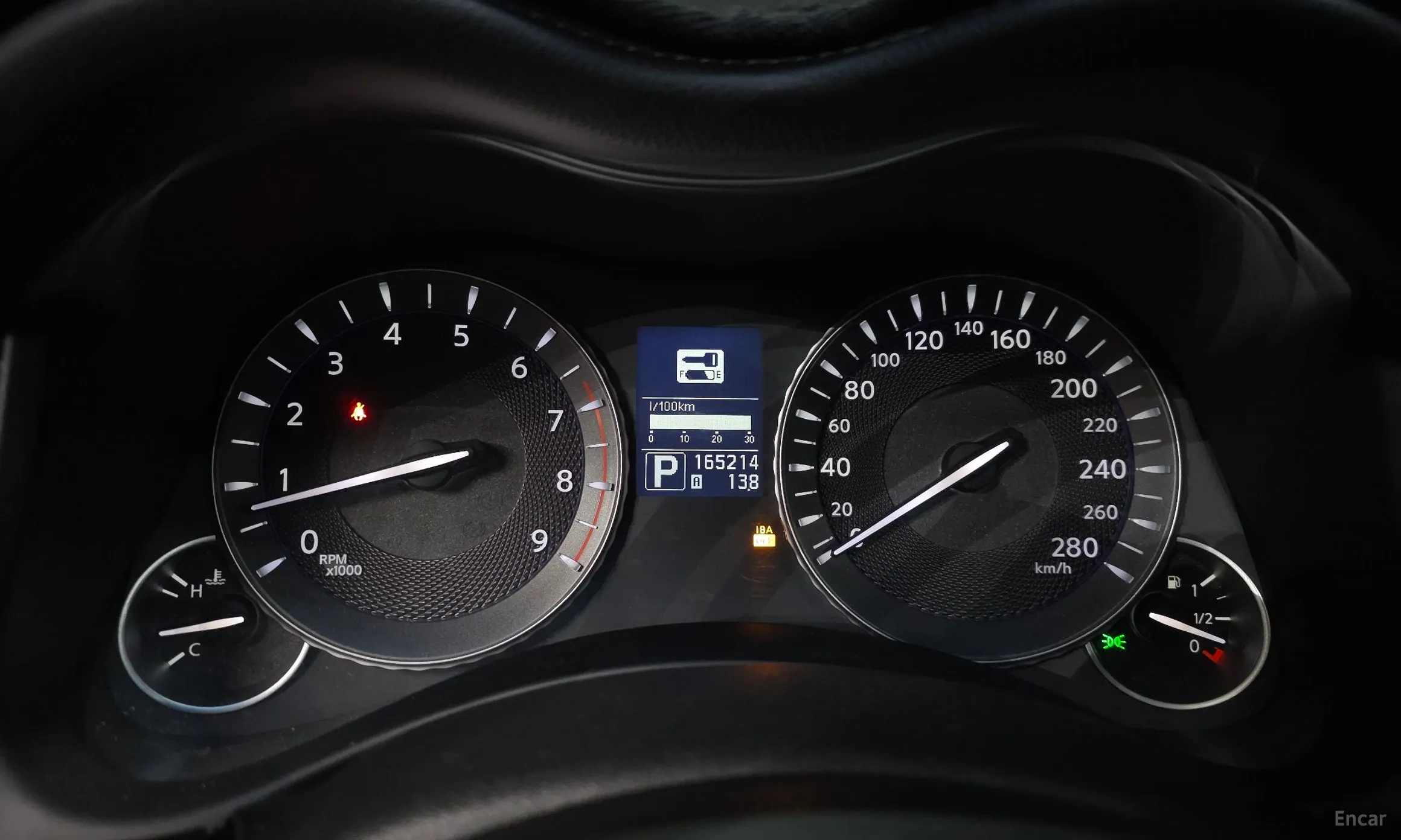 Infiniti M56 превью 8