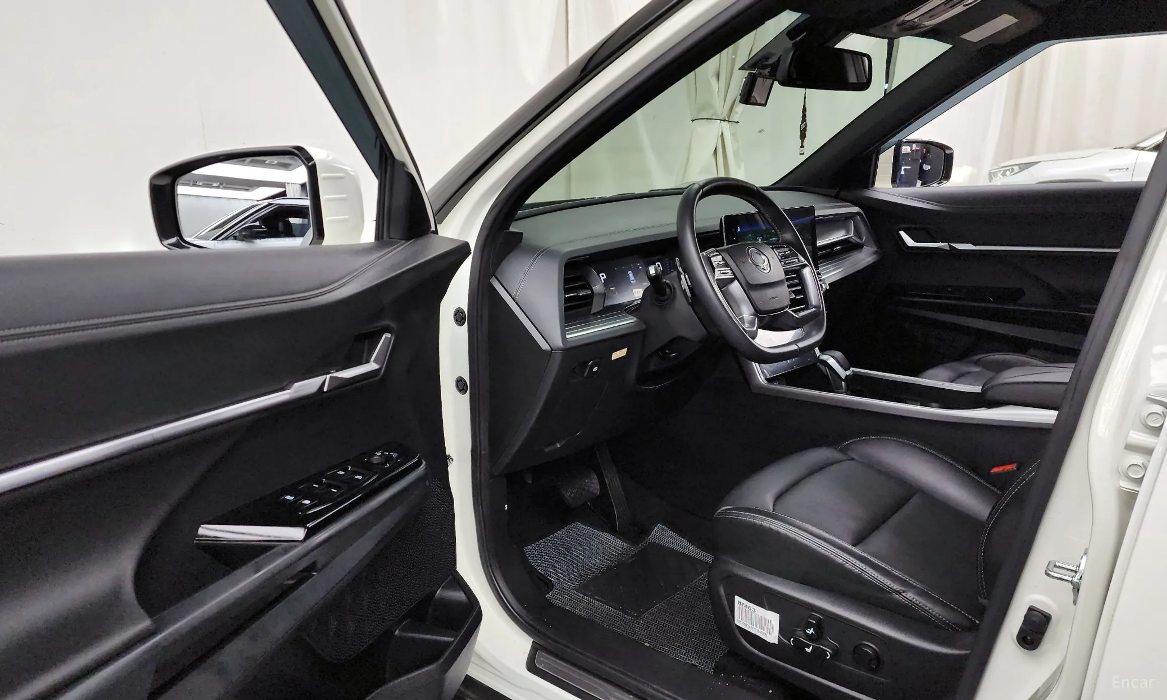 KG Mobility (SsangYong) Torres превью 10