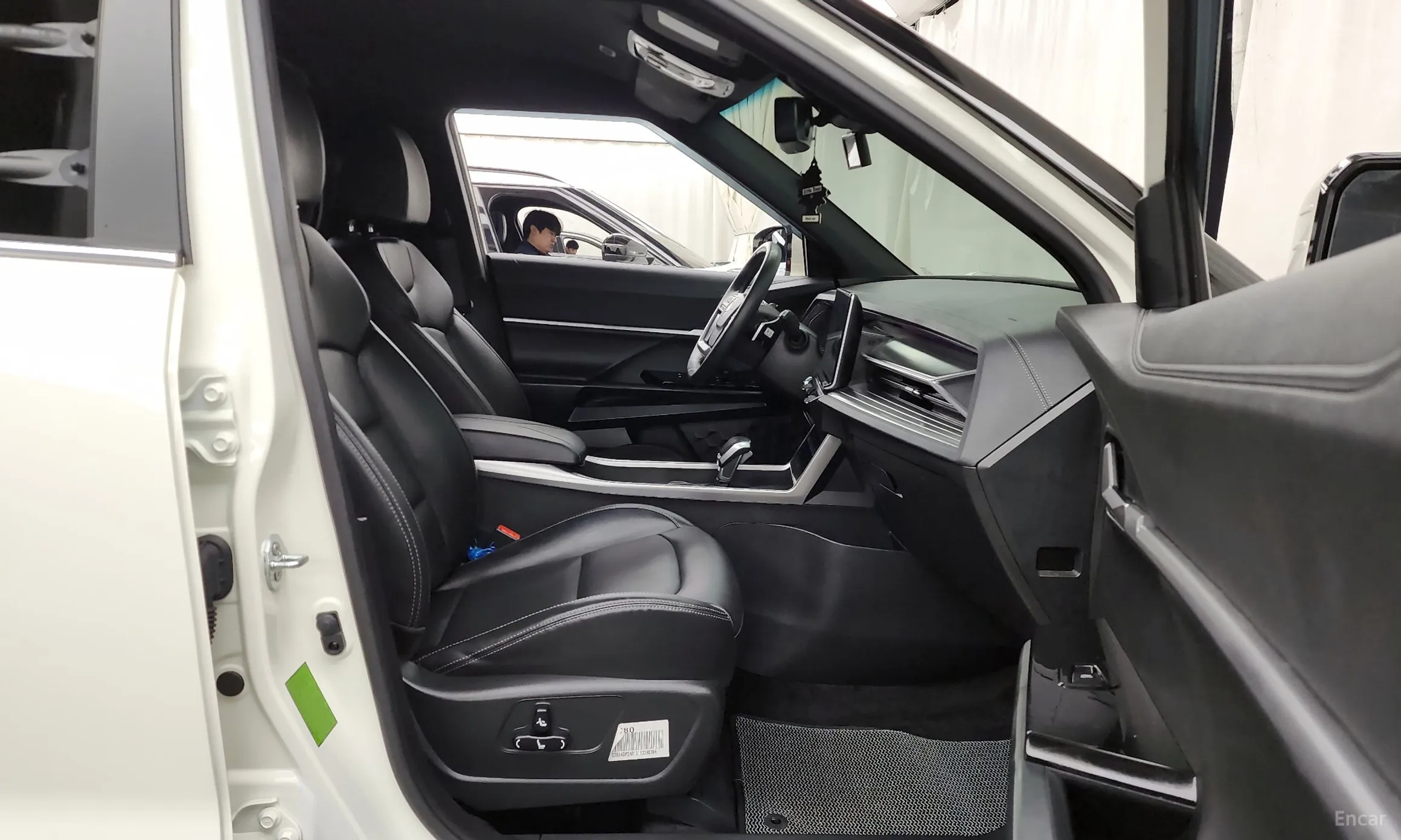 KG Mobility (SsangYong) Torres превью 11