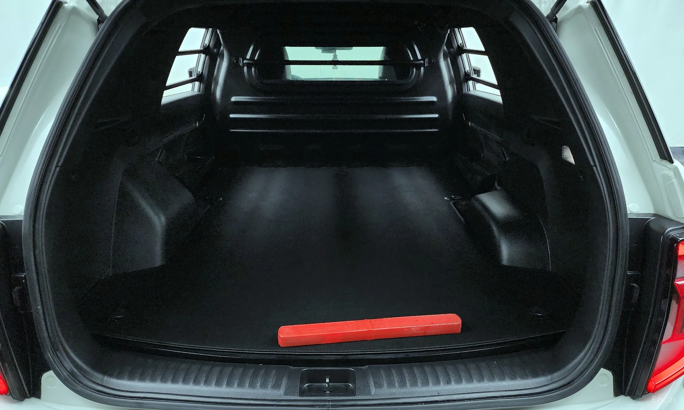 KG Mobility (SsangYong) Torres превью 20
