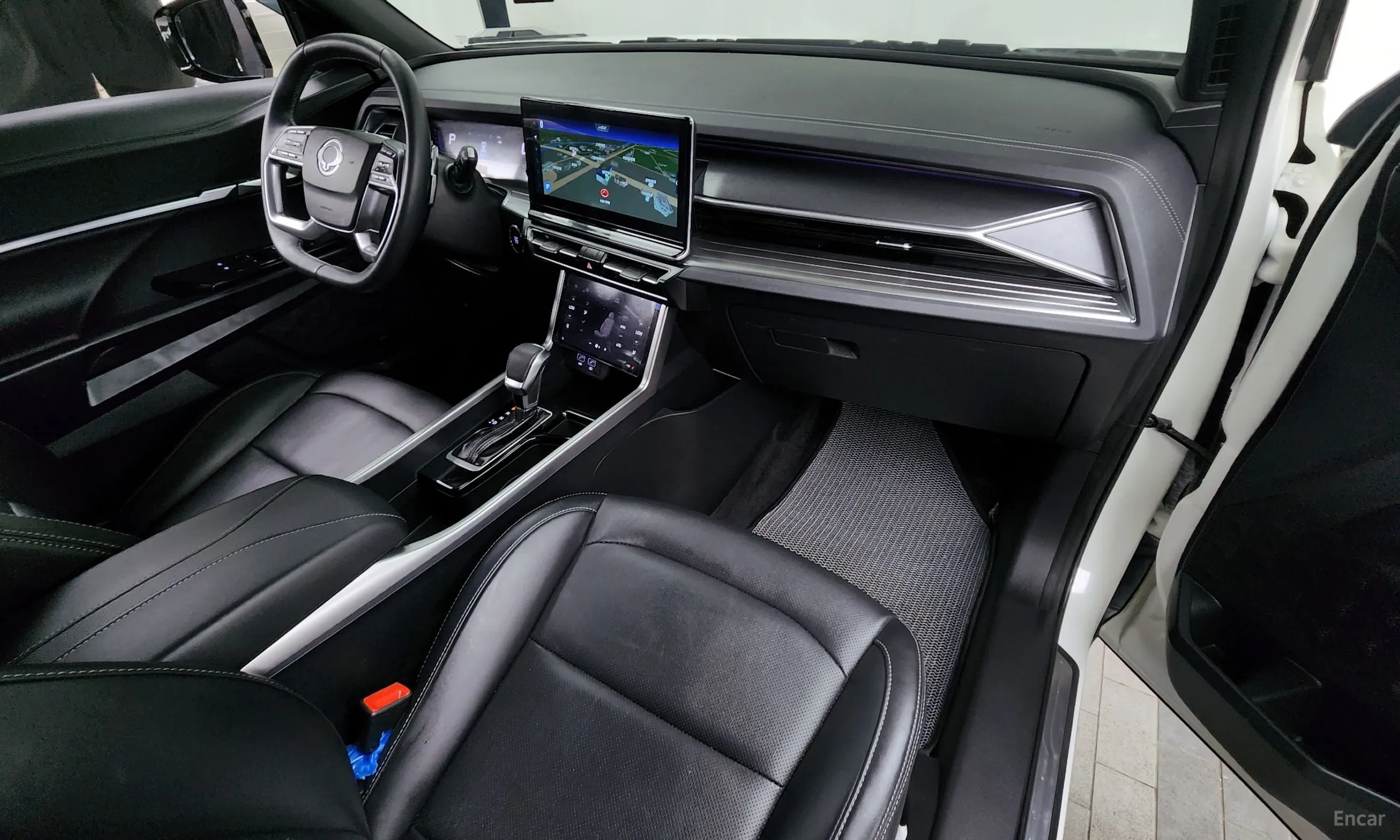KG Mobility (SsangYong) Torres превью 7
