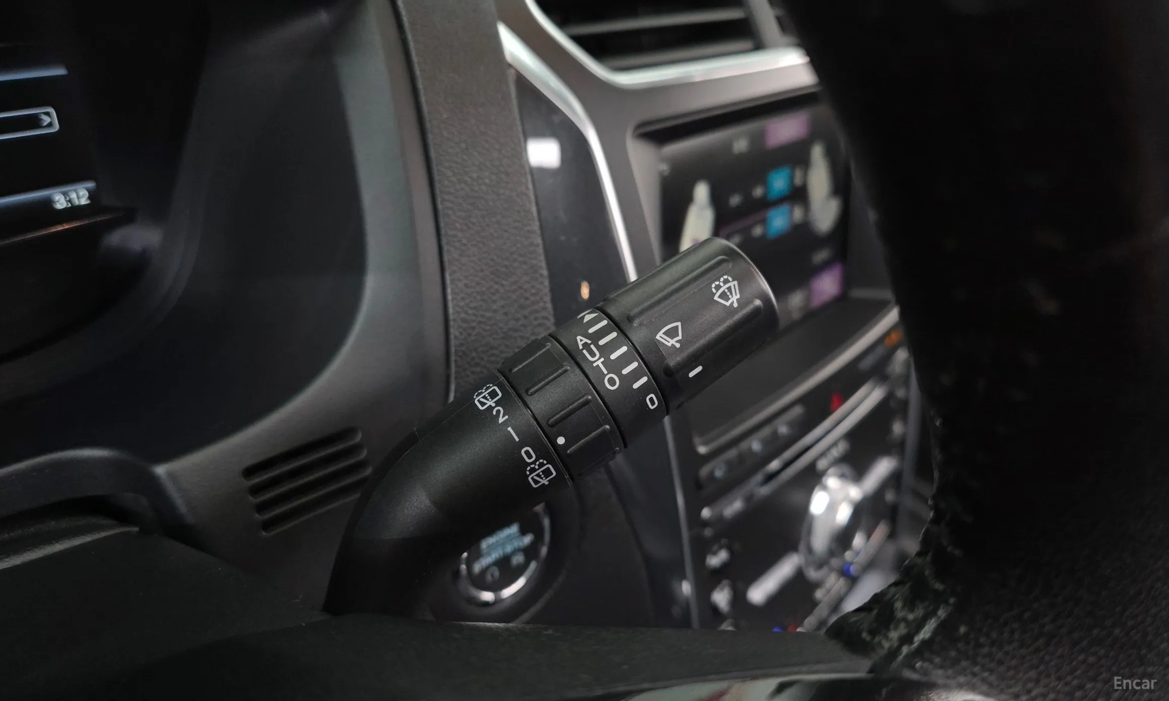 Ford Explorer превью 18