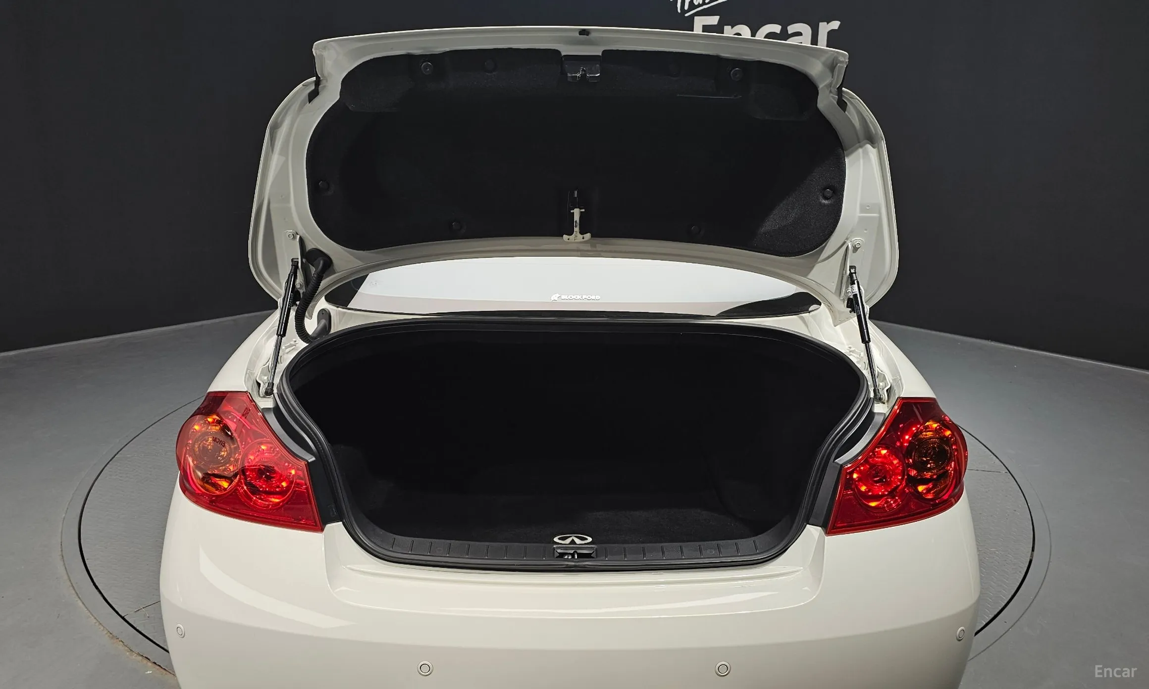 Infiniti G25 превью 20