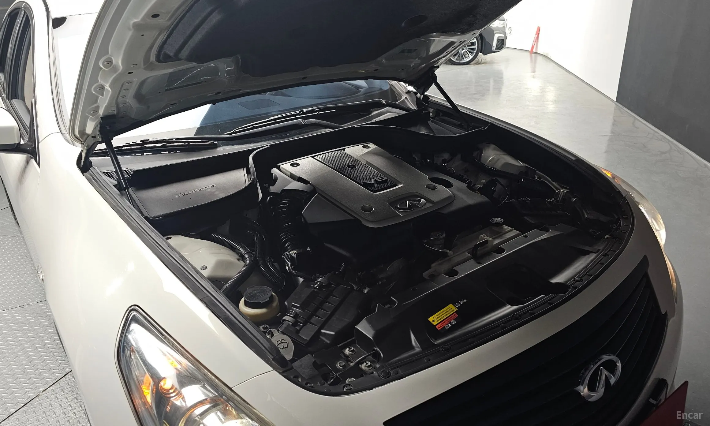 Infiniti G25 превью 6