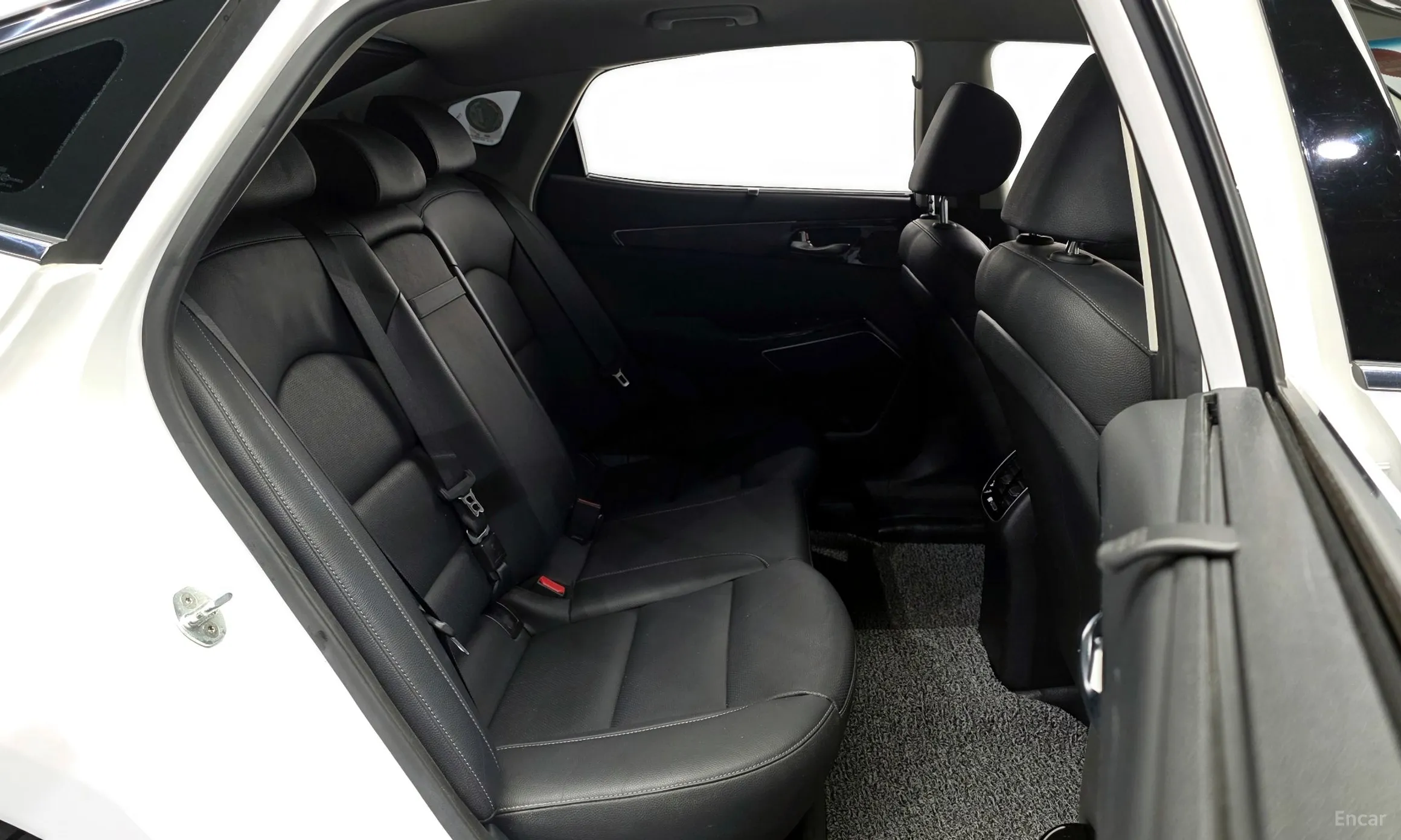 Kia K7 Premier превью 12