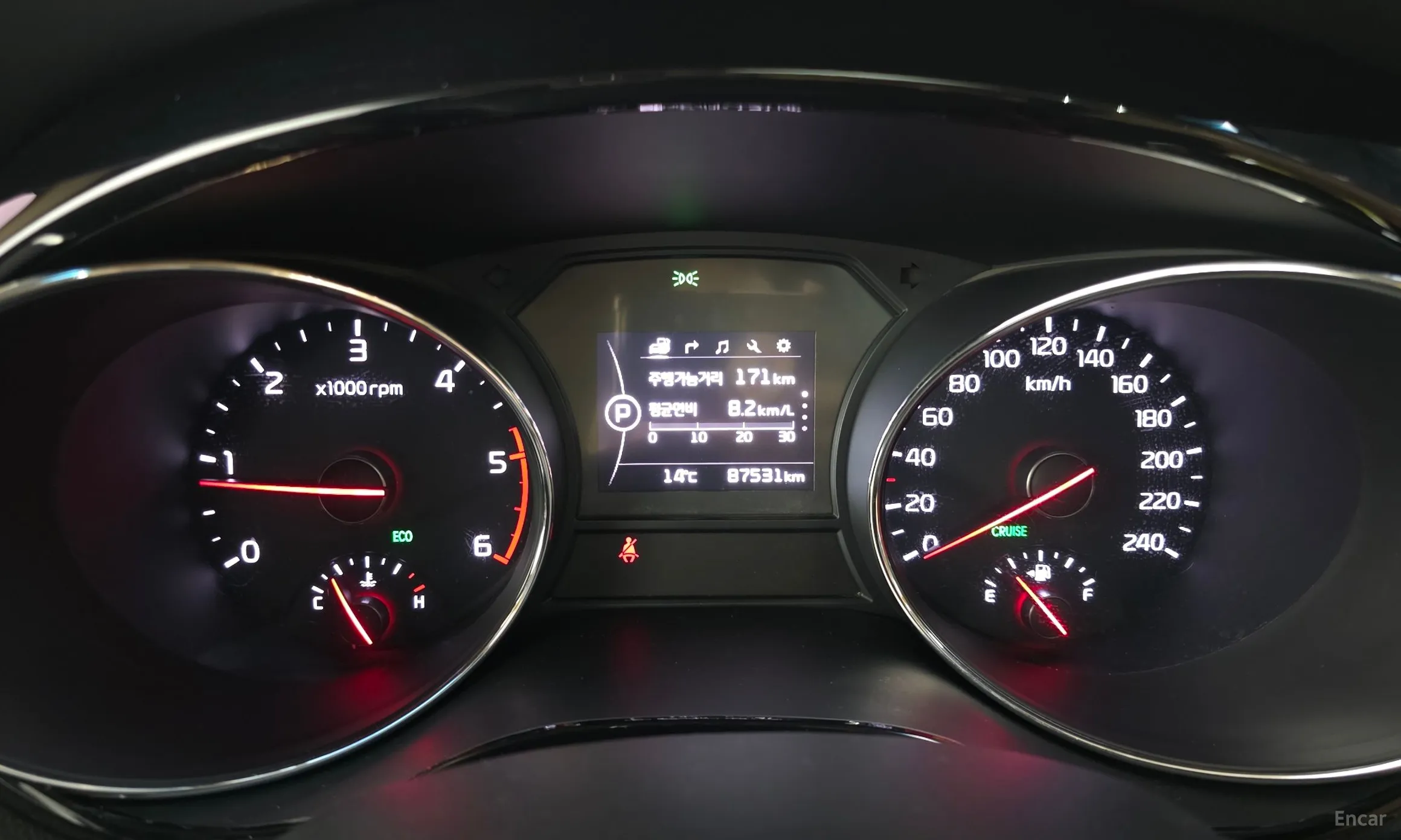 Kia Carnival превью 8