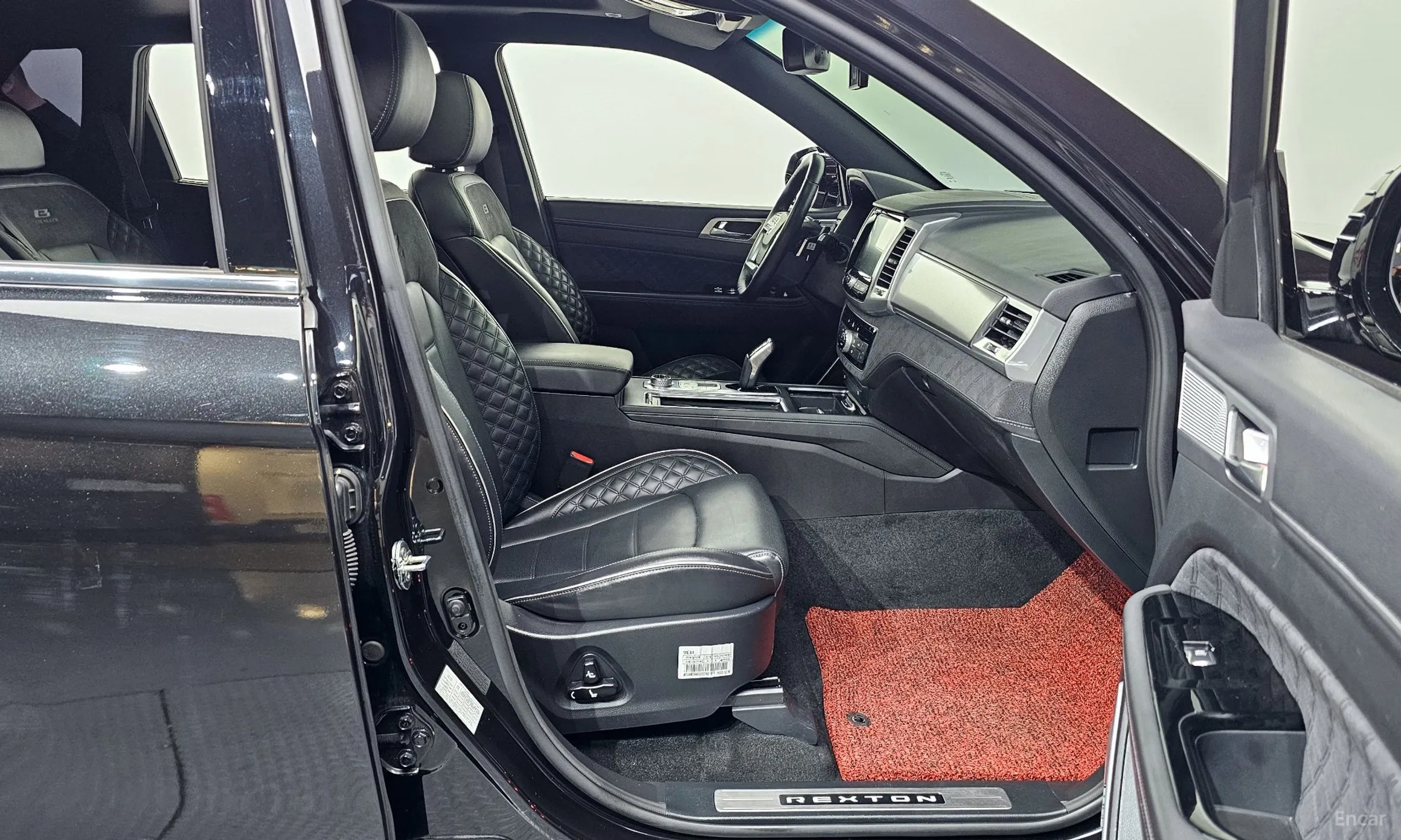 KG Mobility (SsangYong) Rexton превью 11