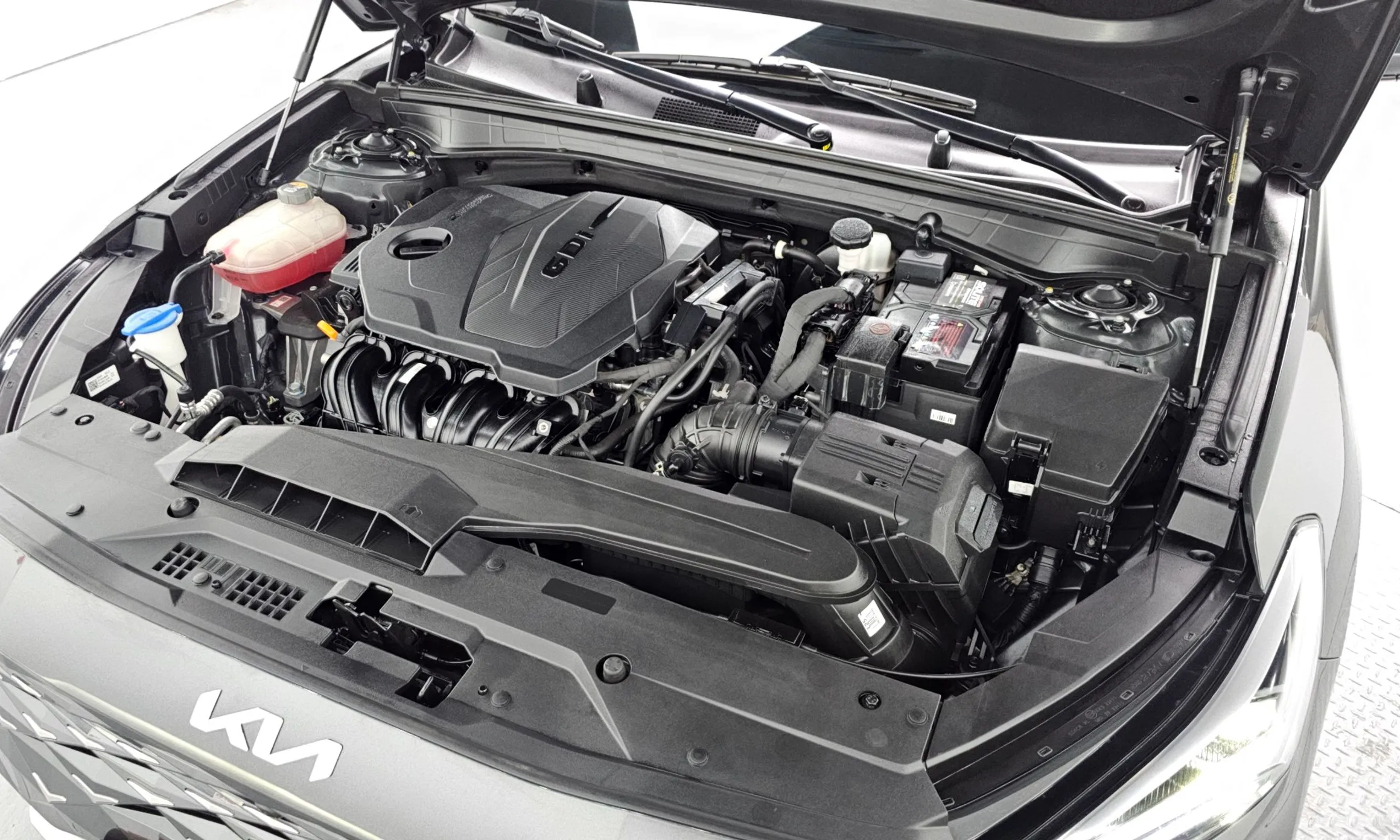 Kia K8 превью 6