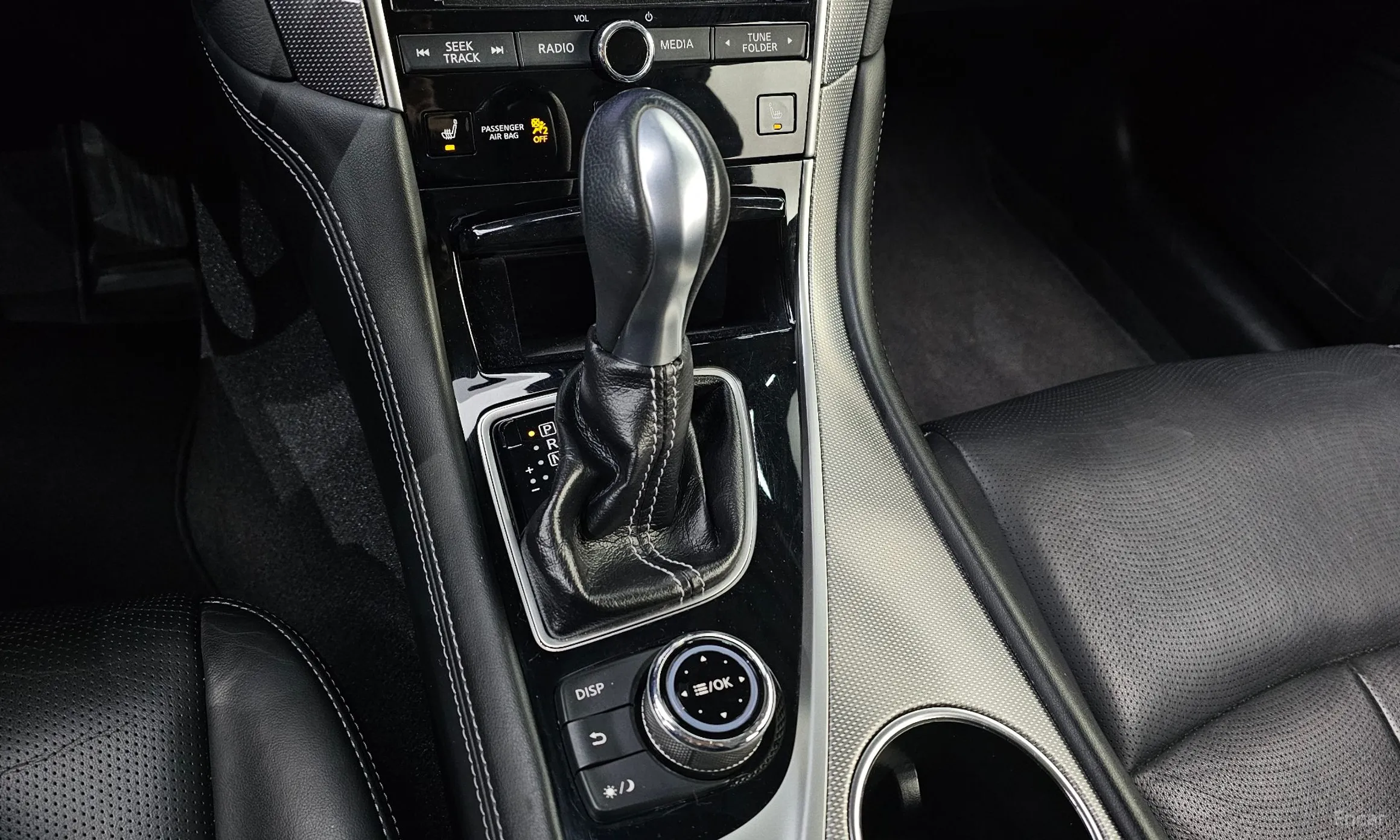 Infiniti Q50 превью 9