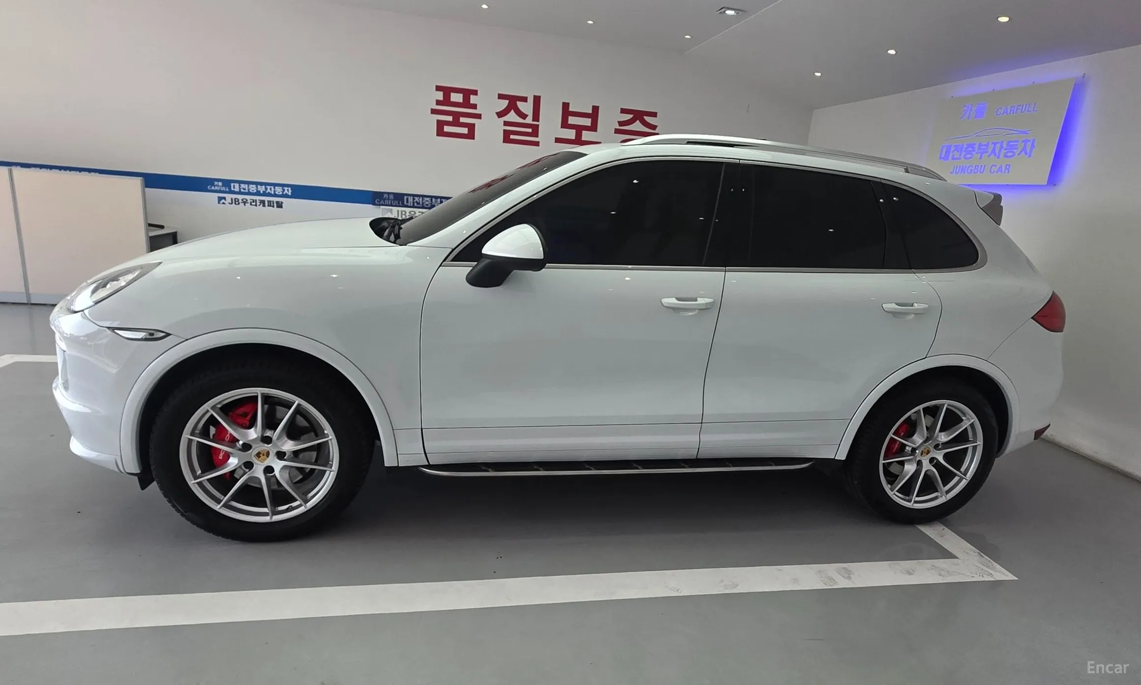 Porsche New Cayenne превью 3