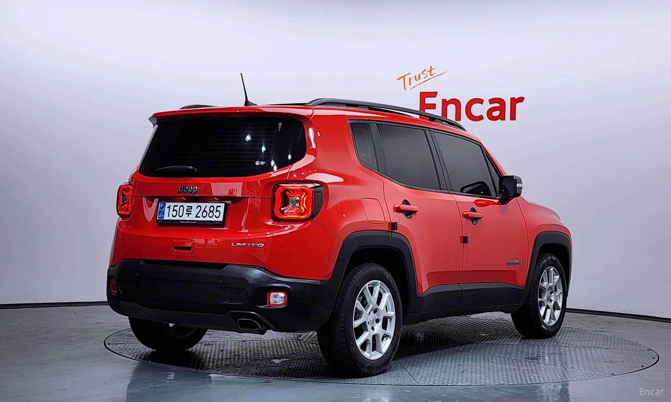 Jeep Renegade превью 2