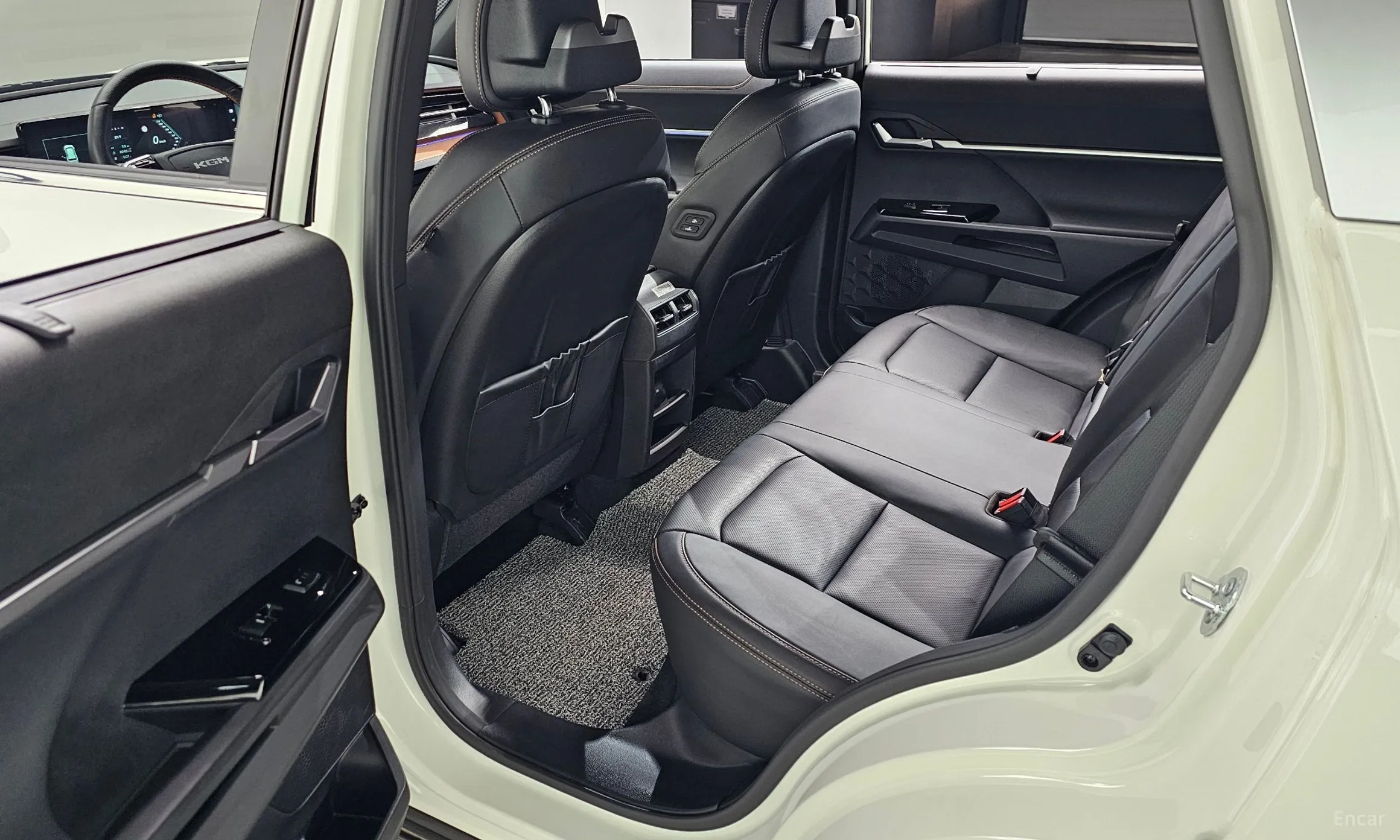 KG Mobility (SsangYong) The New Torres превью 12