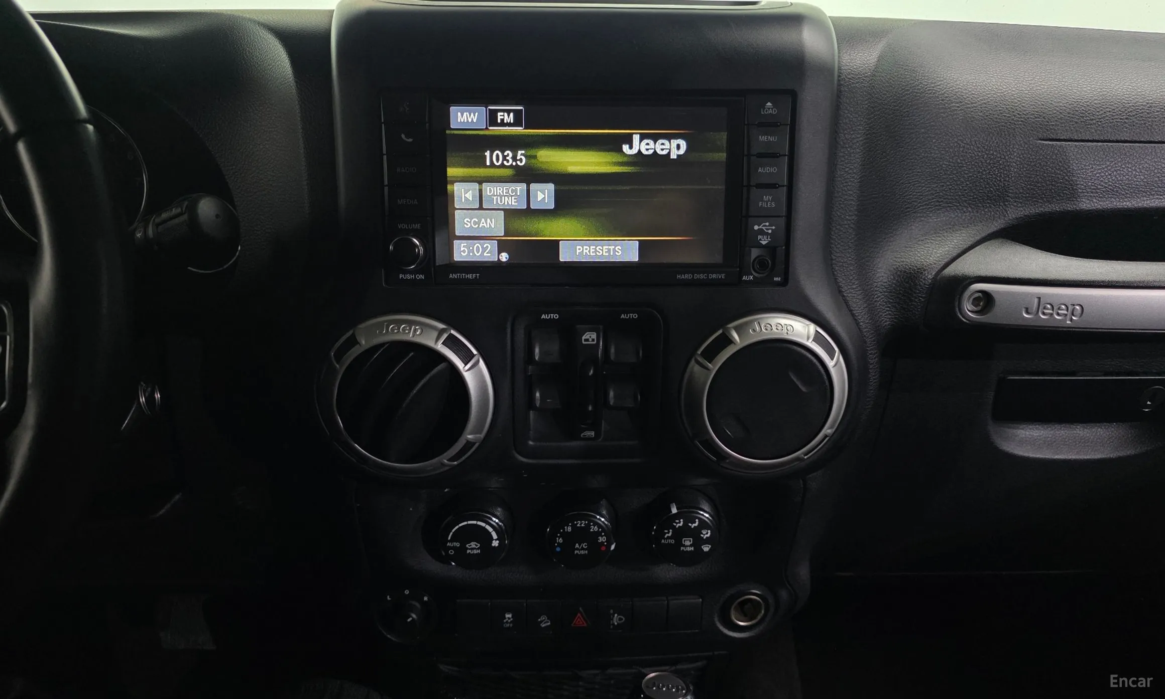 Jeep Wrangler (JK) превью 14