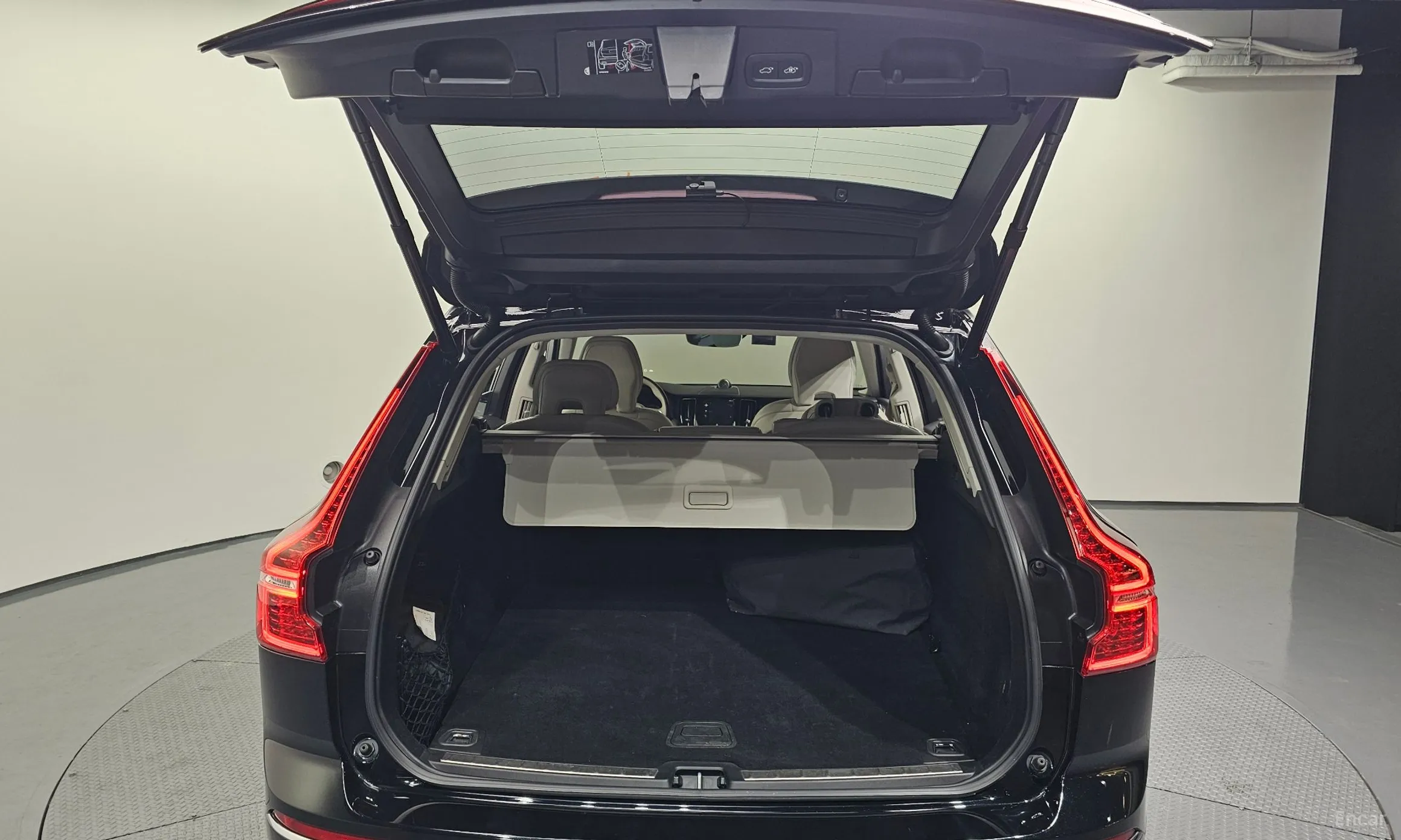 Volvo XC60 Gen 2 превью 20