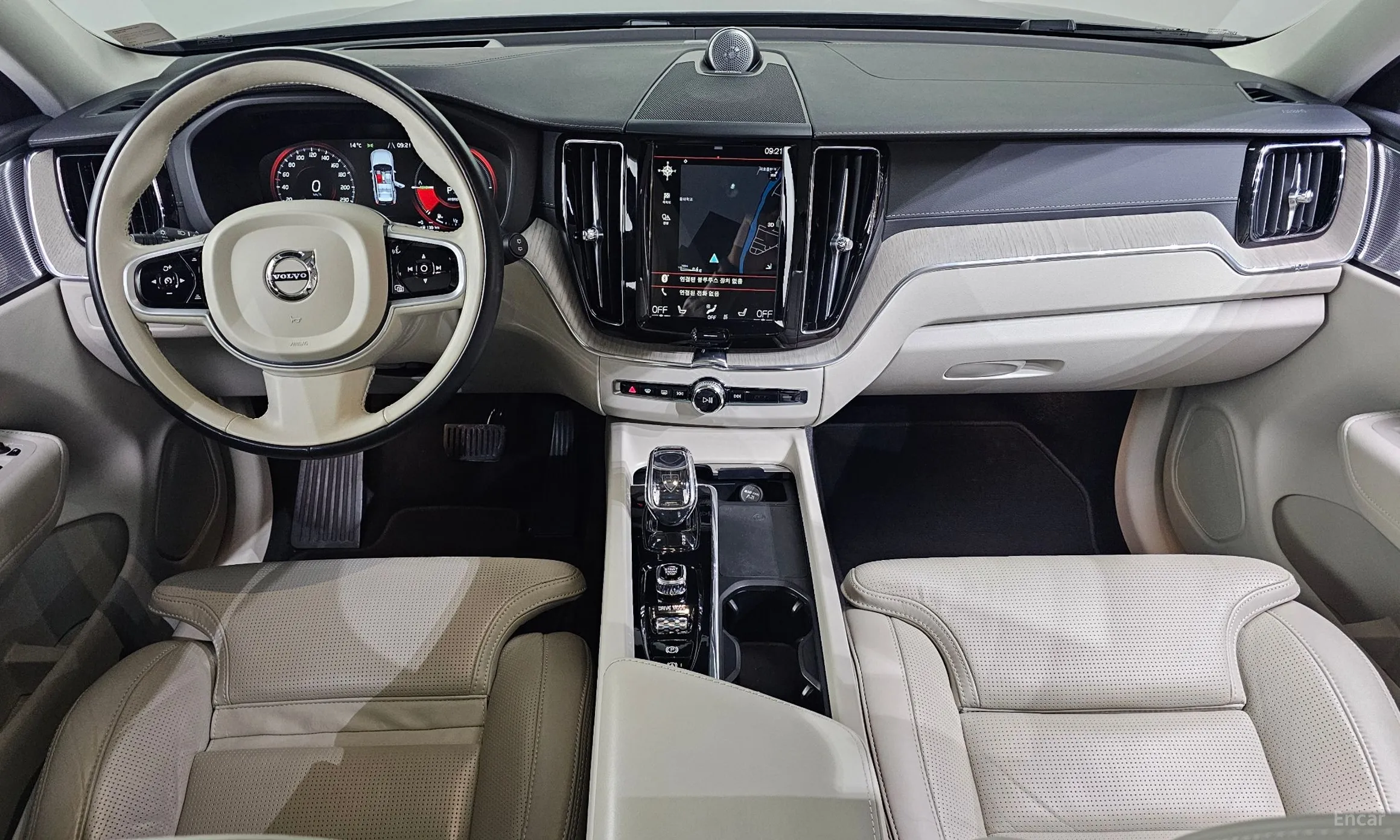 Volvo XC60 Gen 2 превью 7
