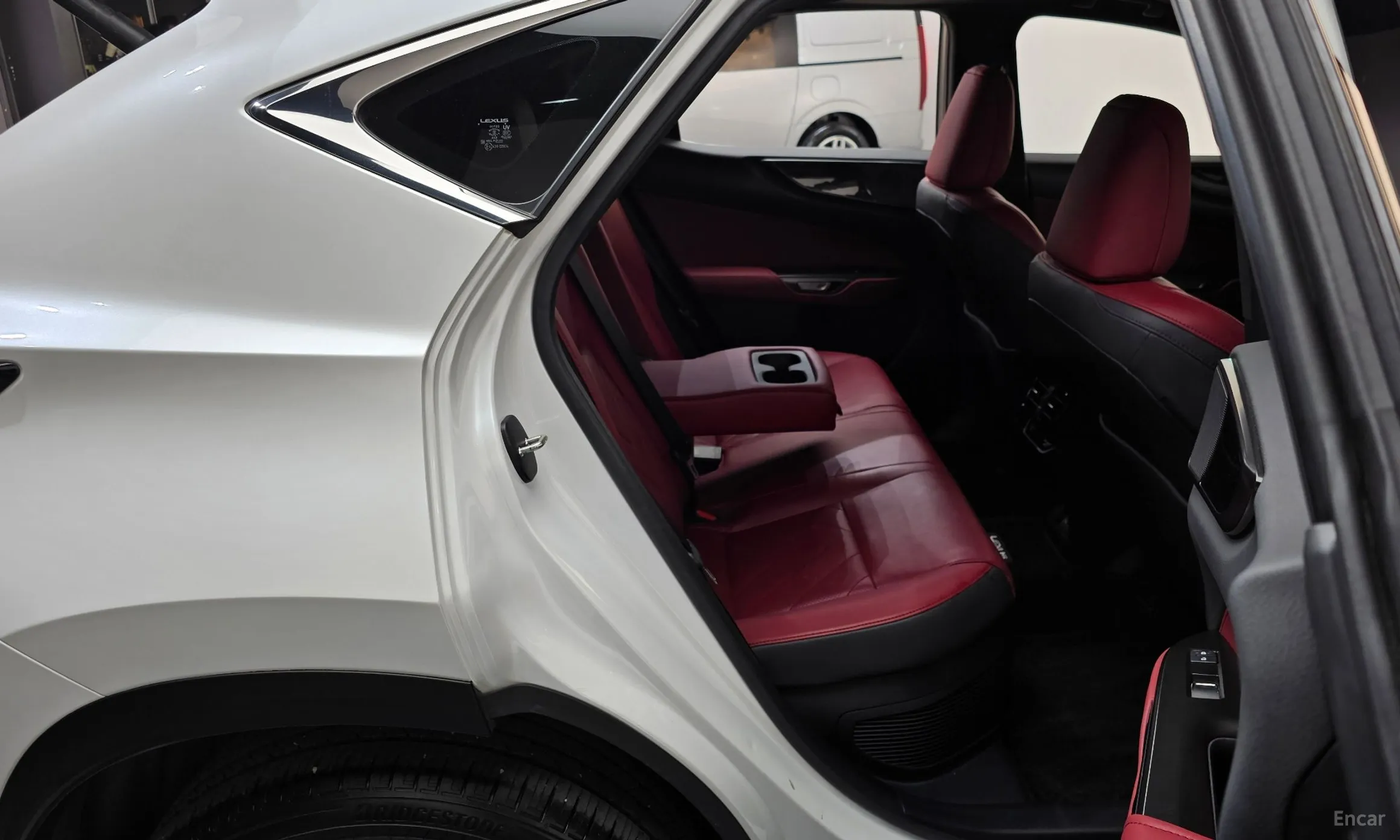 Lexus NX350h Gen 2 превью 12