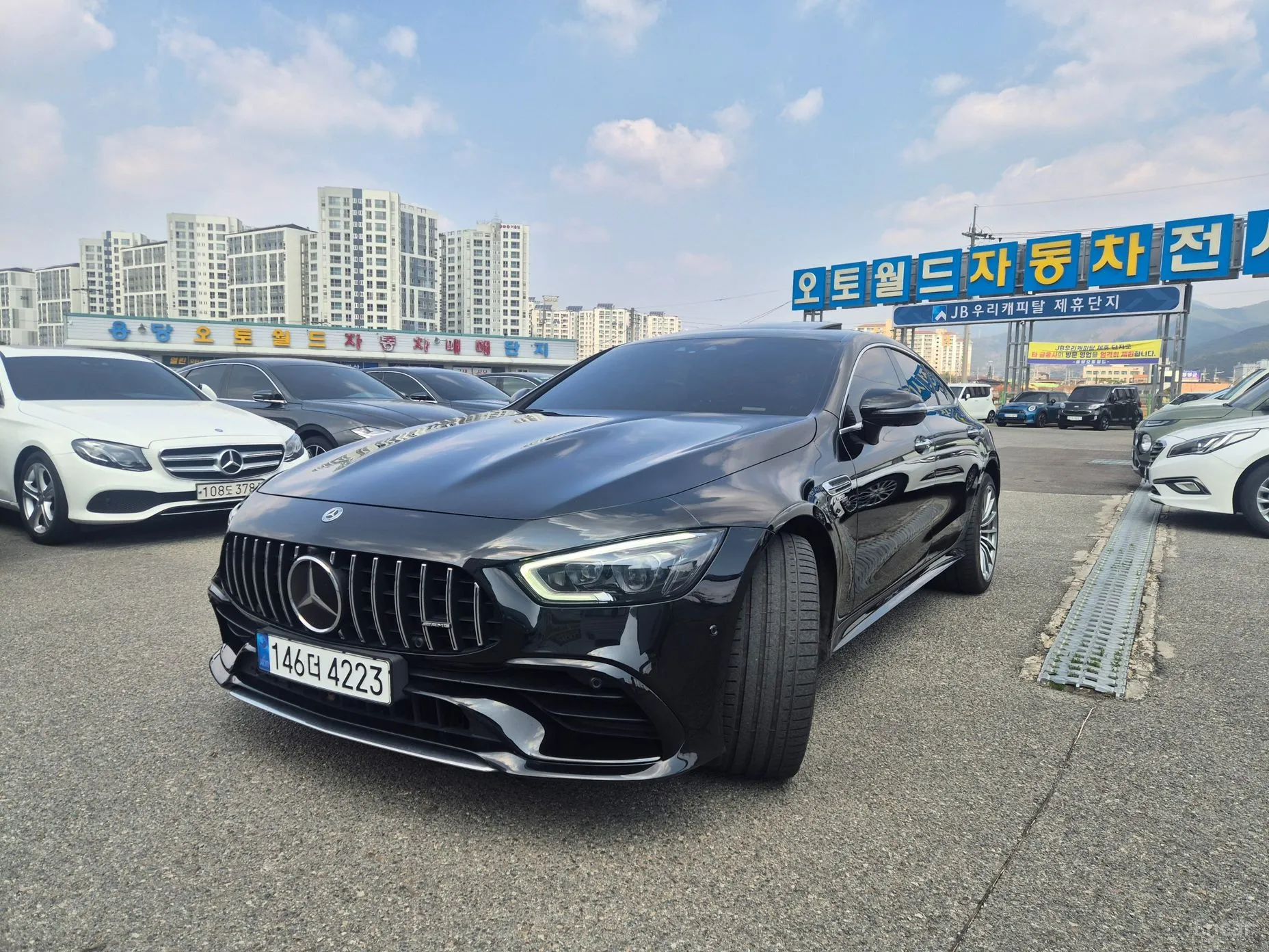 Mercedes Benz AMG GT превью 3