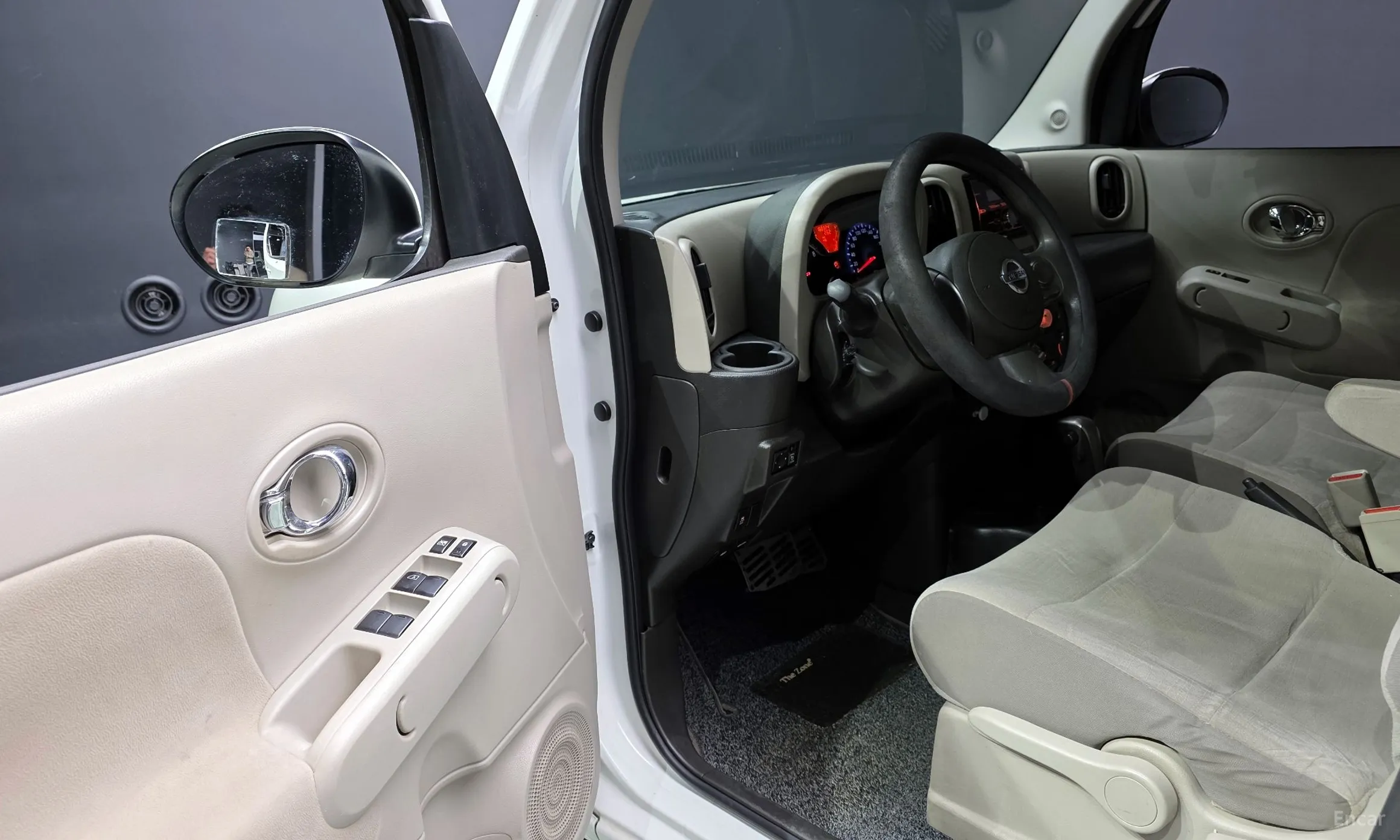 Nissan Cube превью 11
