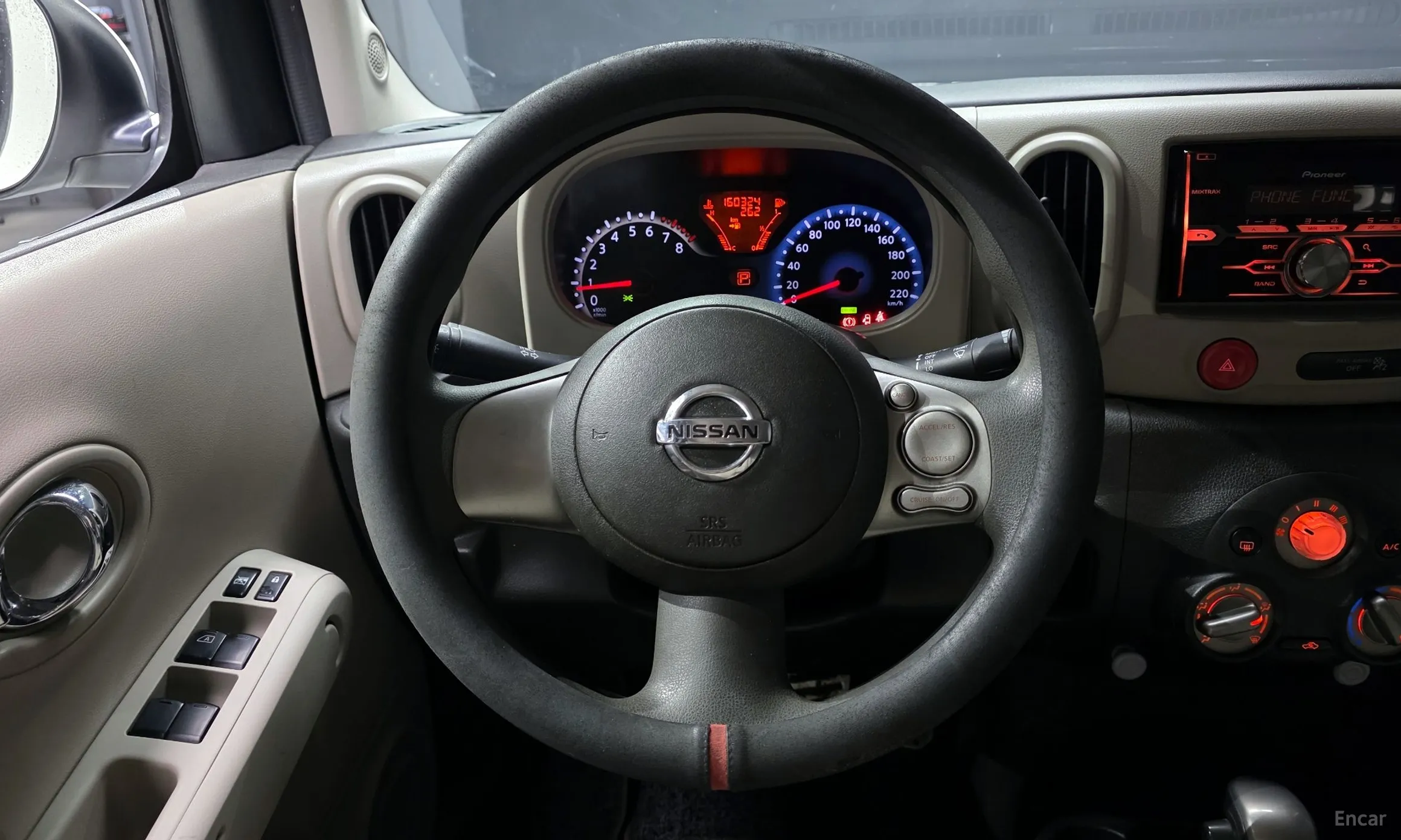 Nissan Cube превью 13