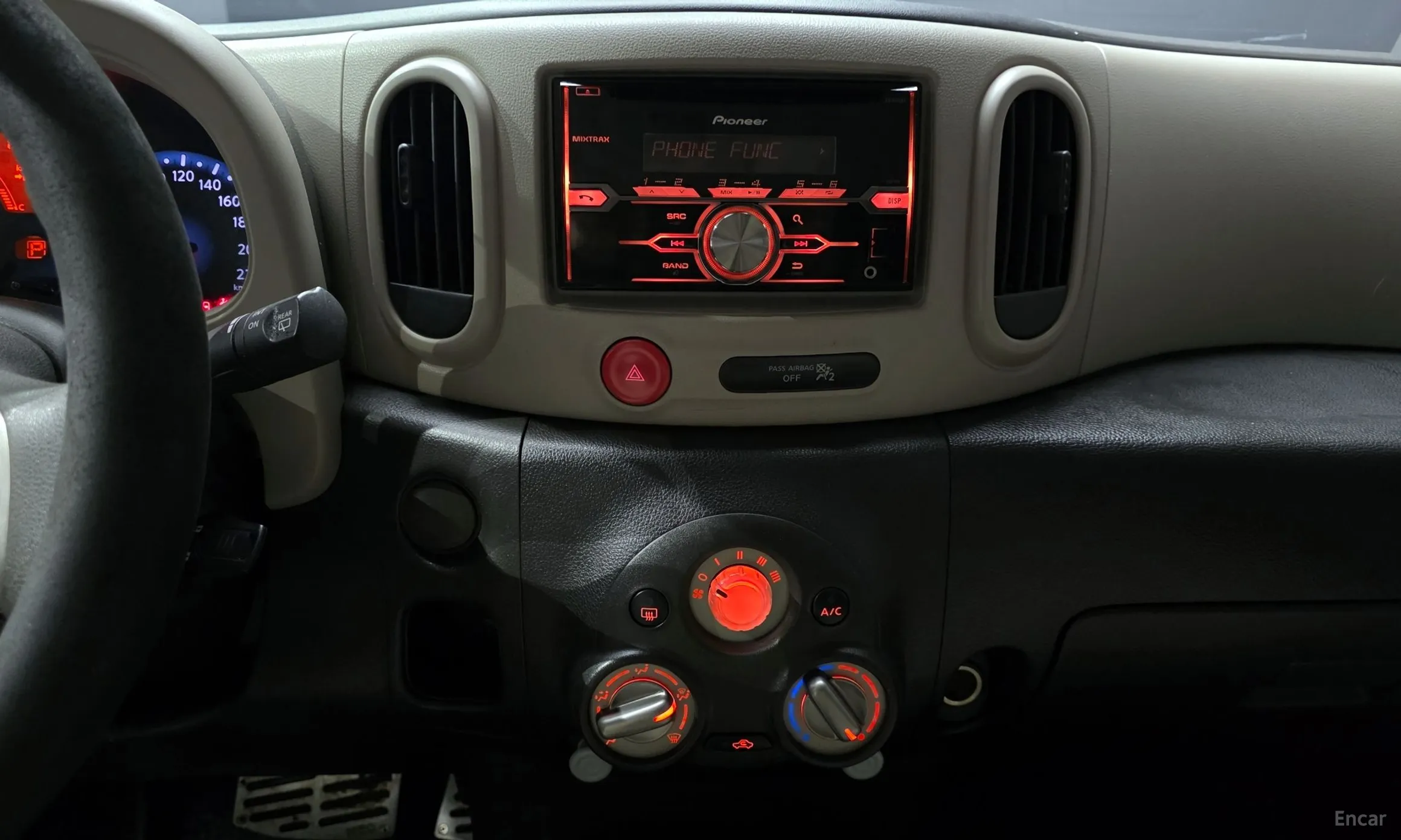 Nissan Cube превью 14