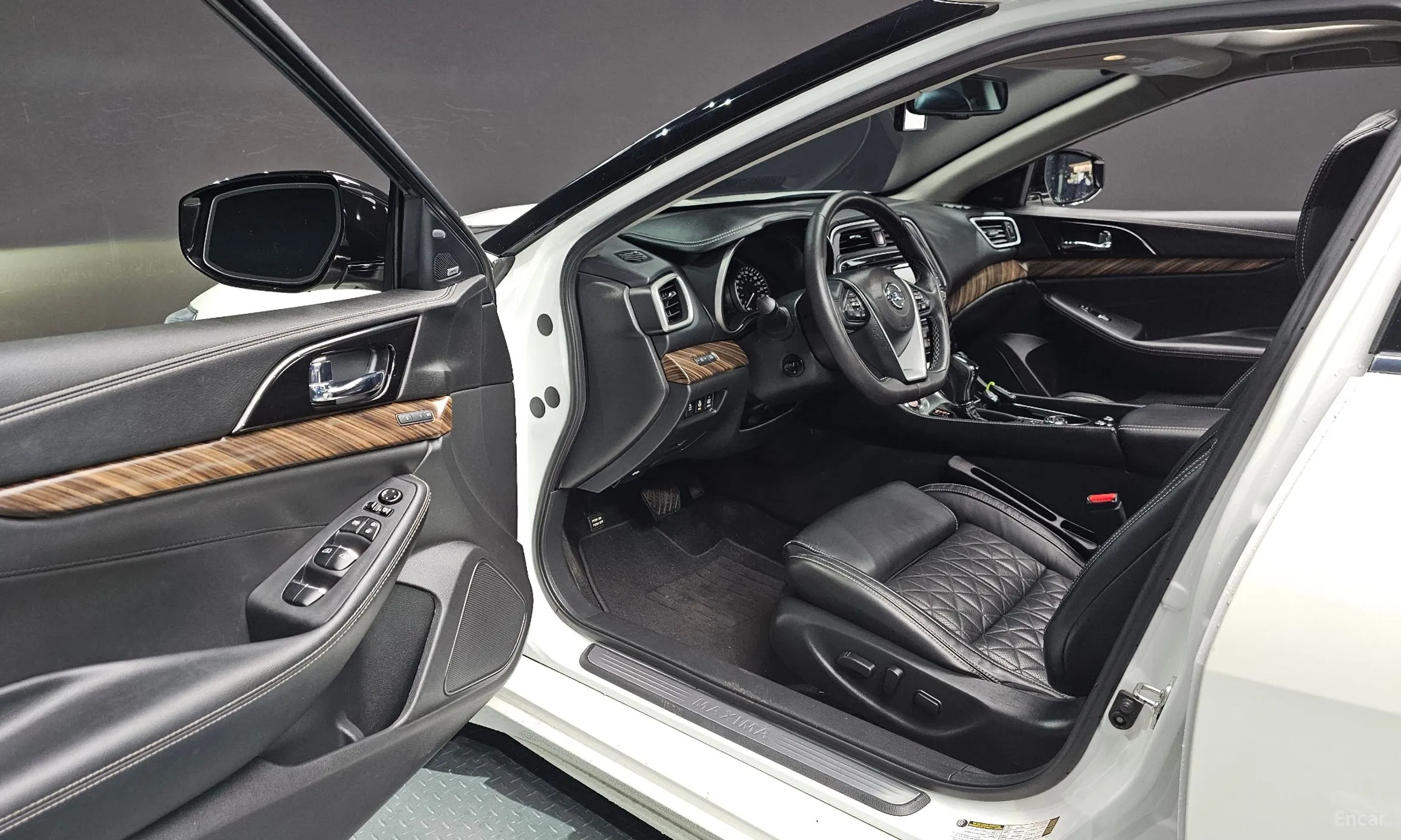 Nissan Maxima (A36) превью 11