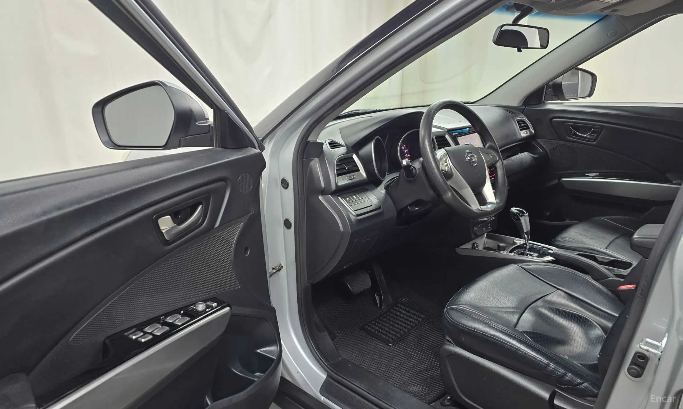 KG Mobility (SsangYong) Tivoli, Lazio превью 10