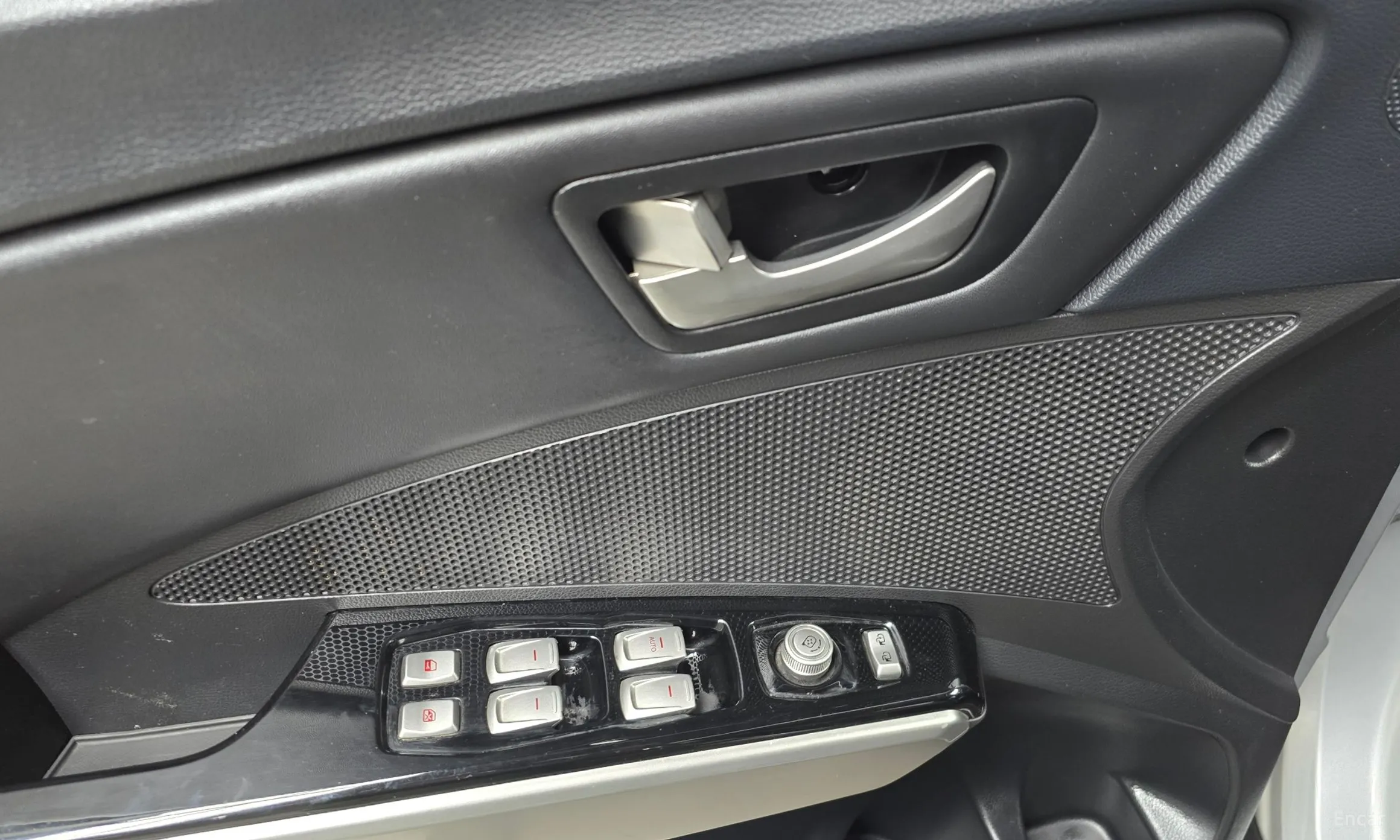 KG Mobility (SsangYong) Tivoli, Lazio превью 17