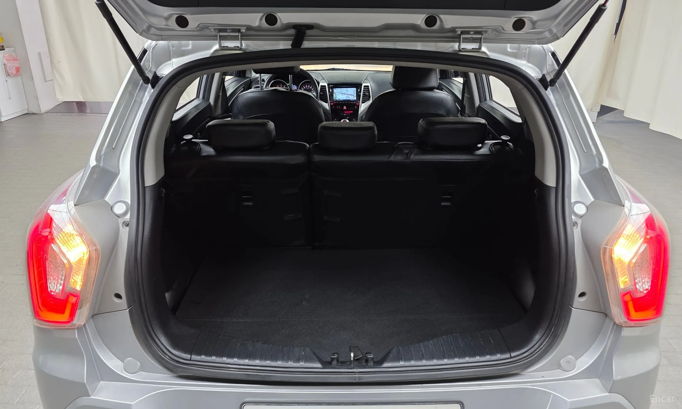 KG Mobility (SsangYong) Tivoli, Lazio превью 20