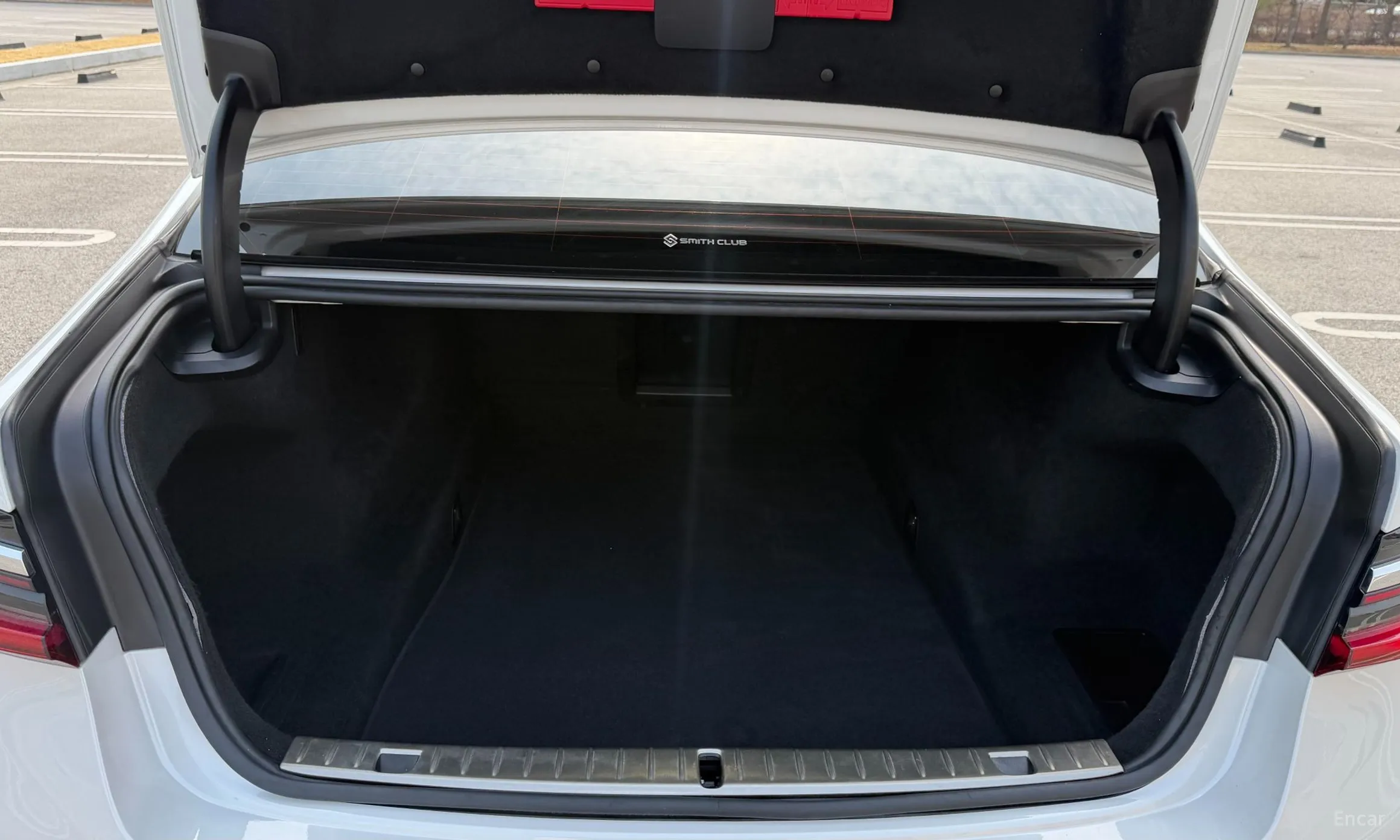BMW 7 Series (G11) превью 13