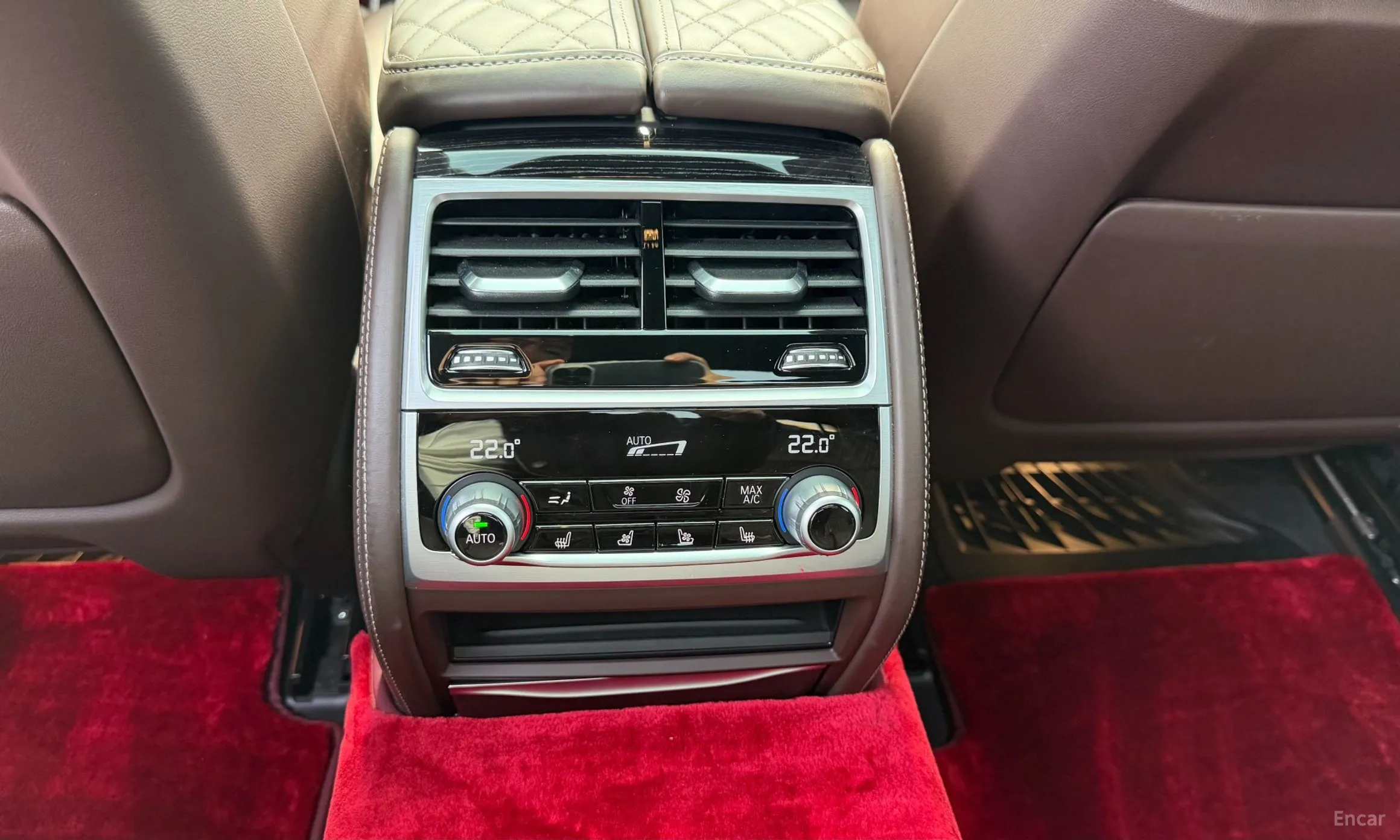 BMW 7 Series (G11) превью 15