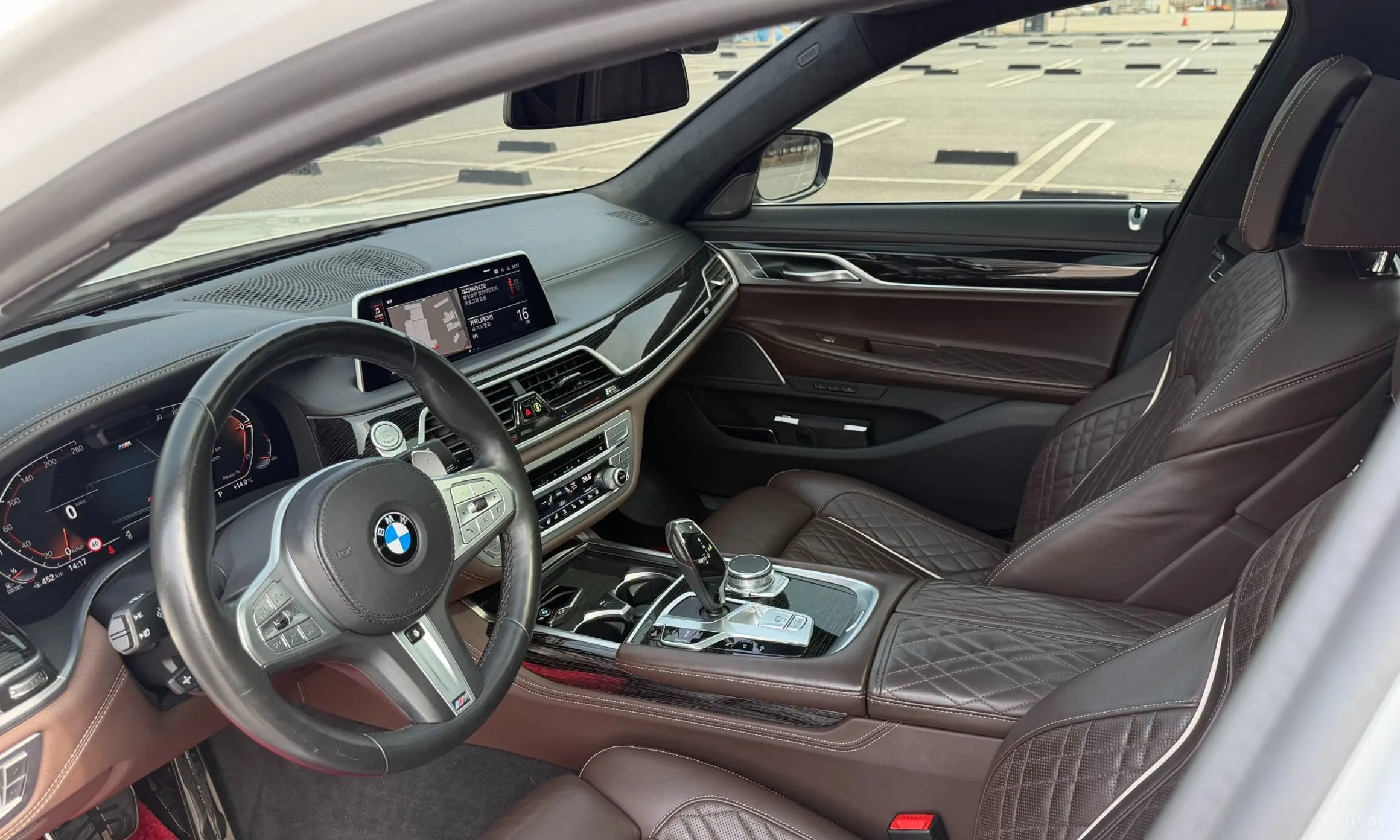 BMW 7 Series (G11) превью 16