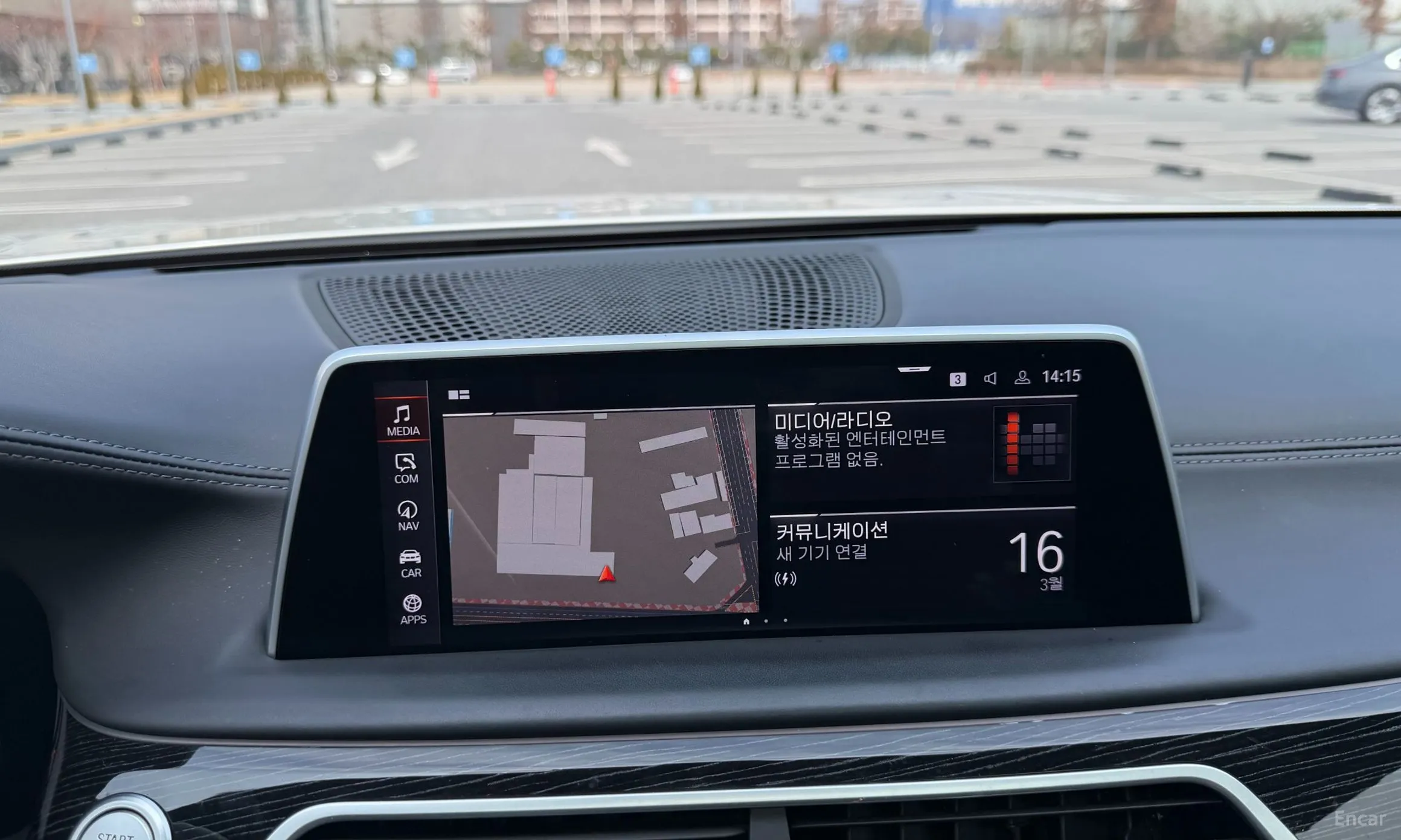 BMW 7 Series (G11) превью 18