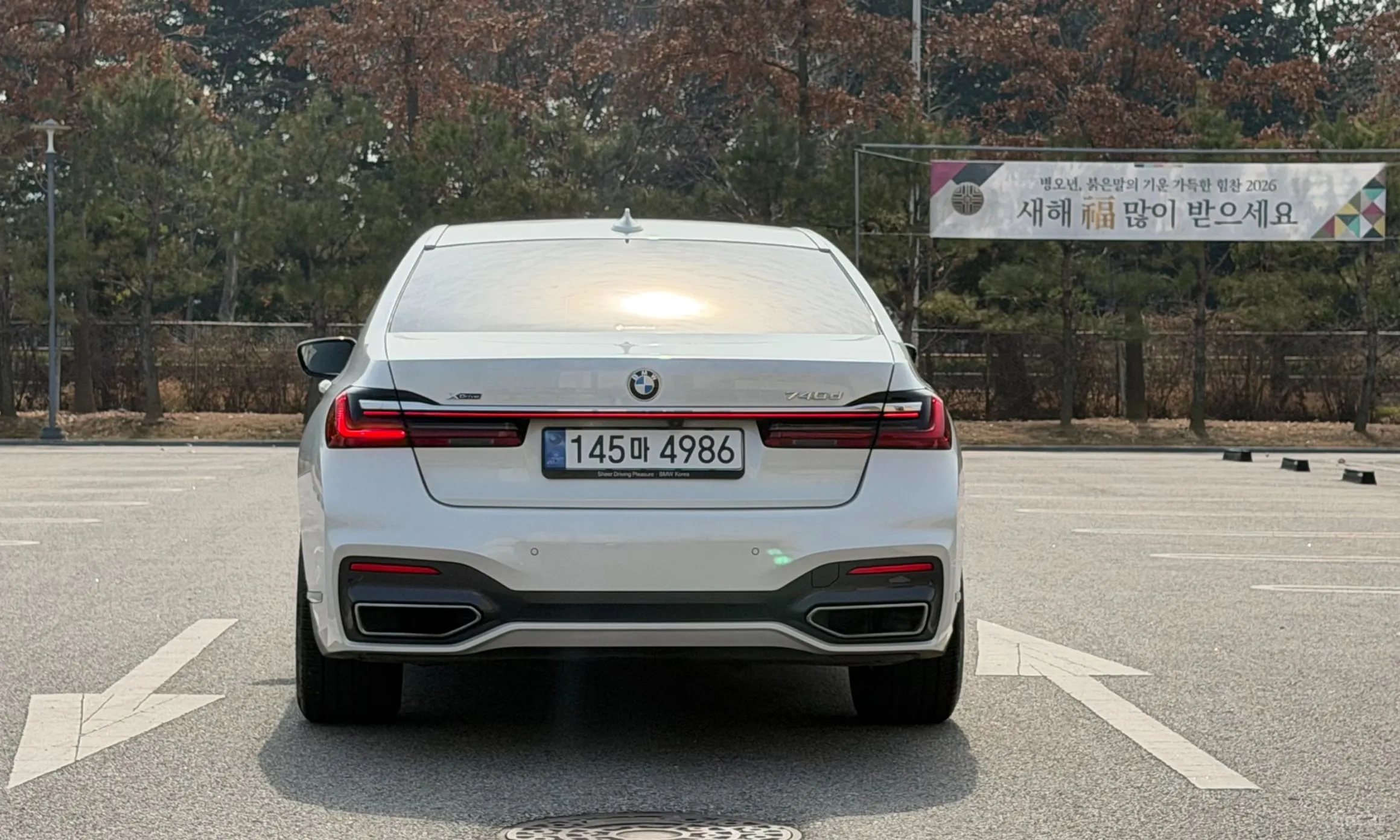 BMW 7 Series (G11) превью 4
