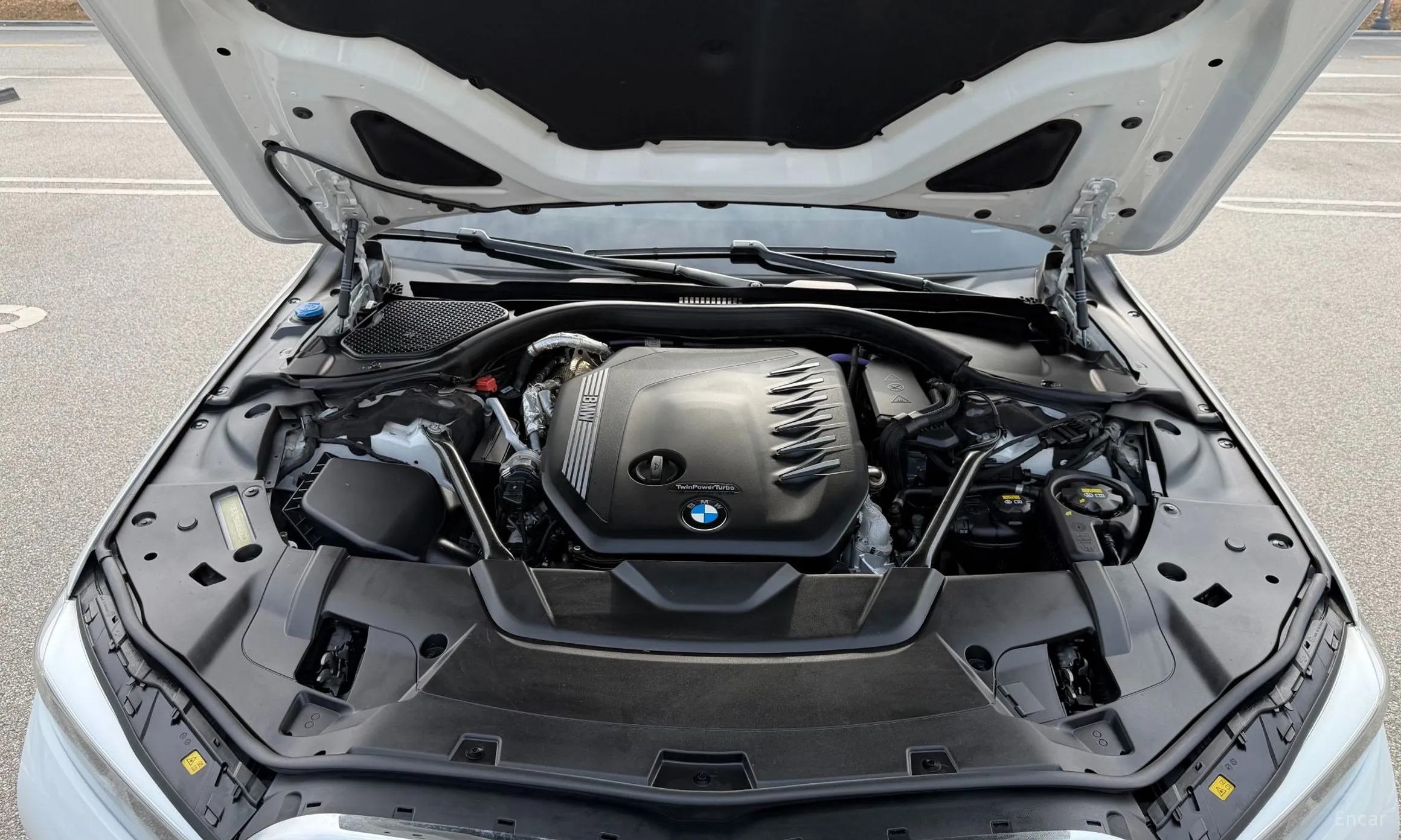 BMW 7 Series (G11) превью 6