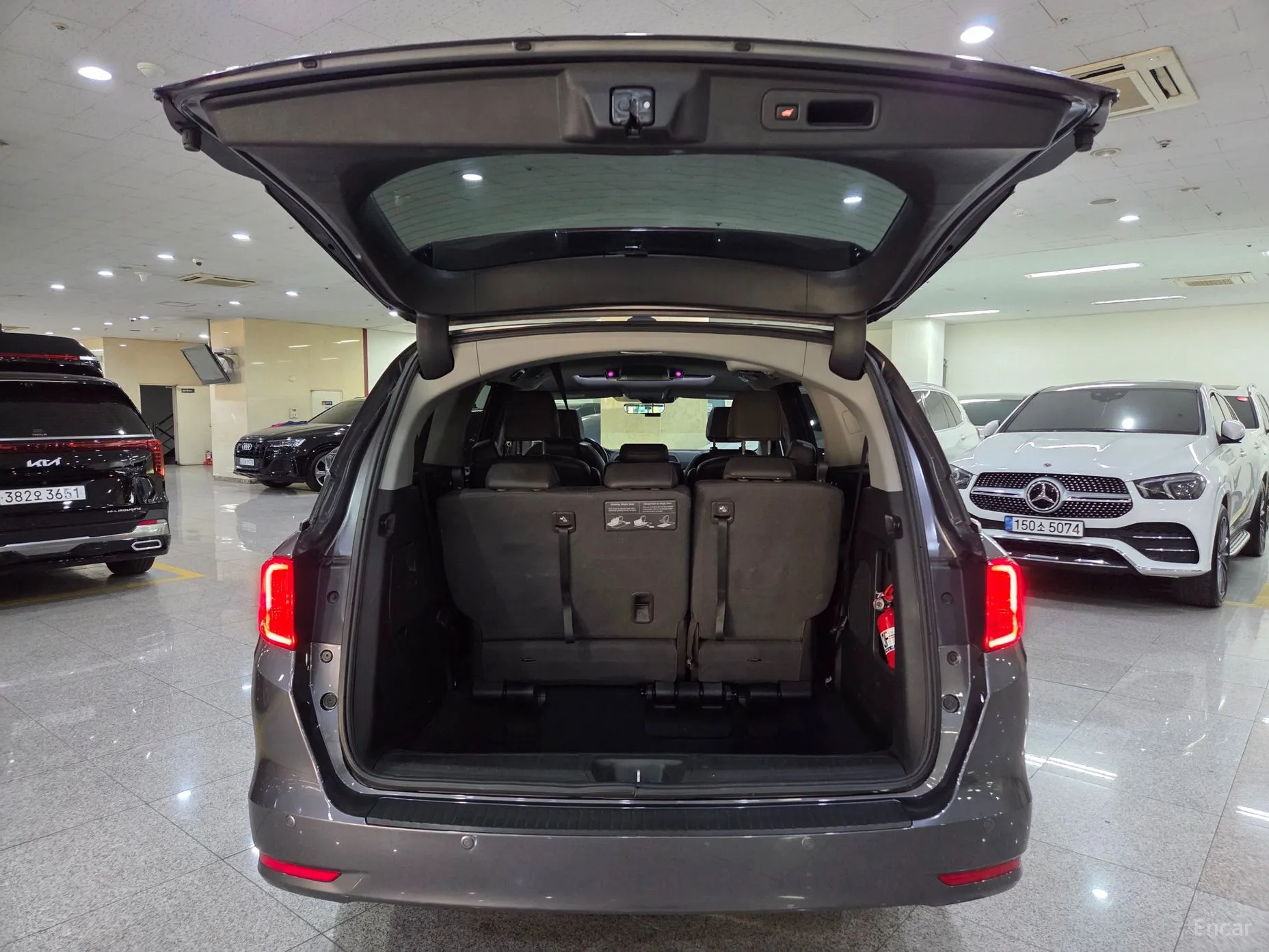 Honda Odyssey превью 19