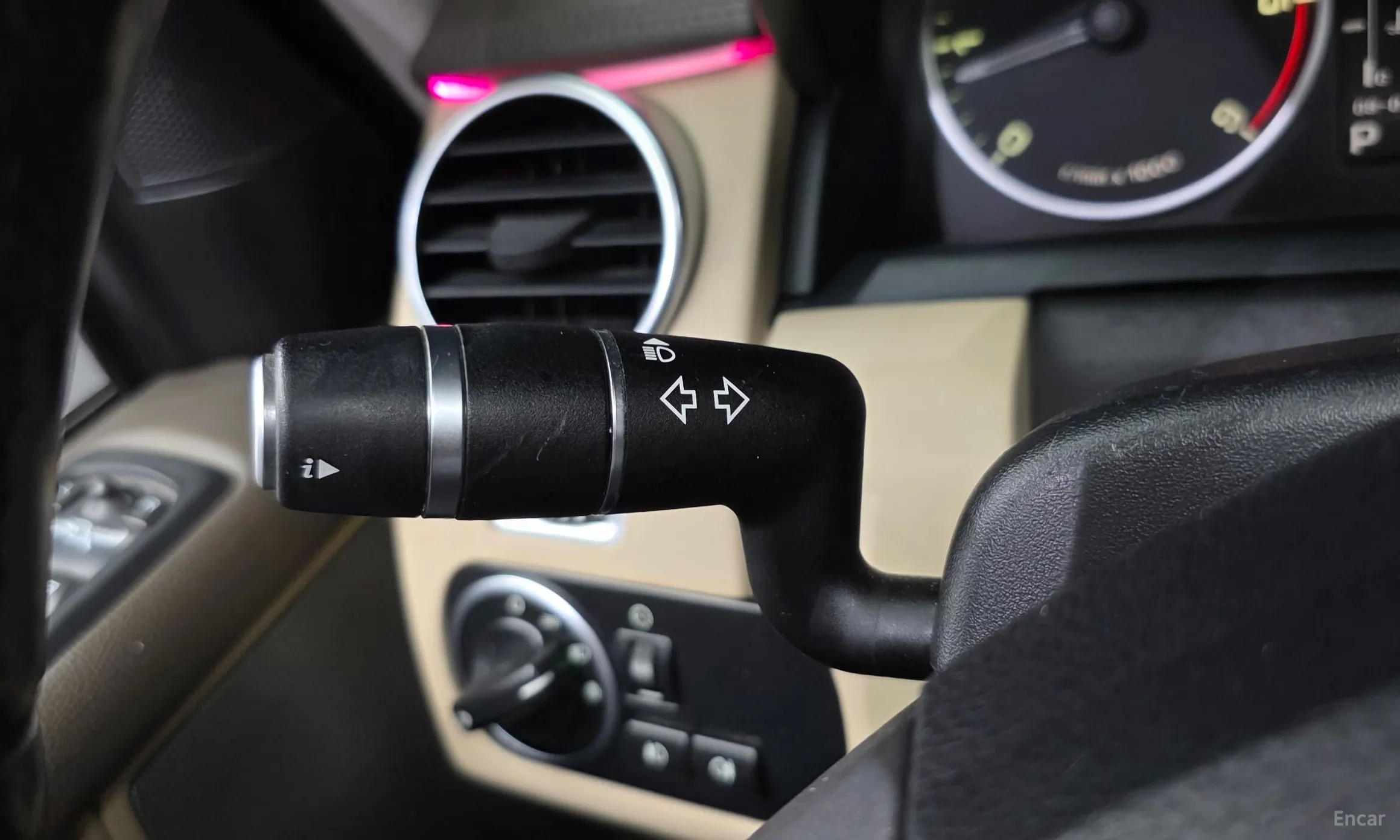Land Rover Discovery 4 превью 16