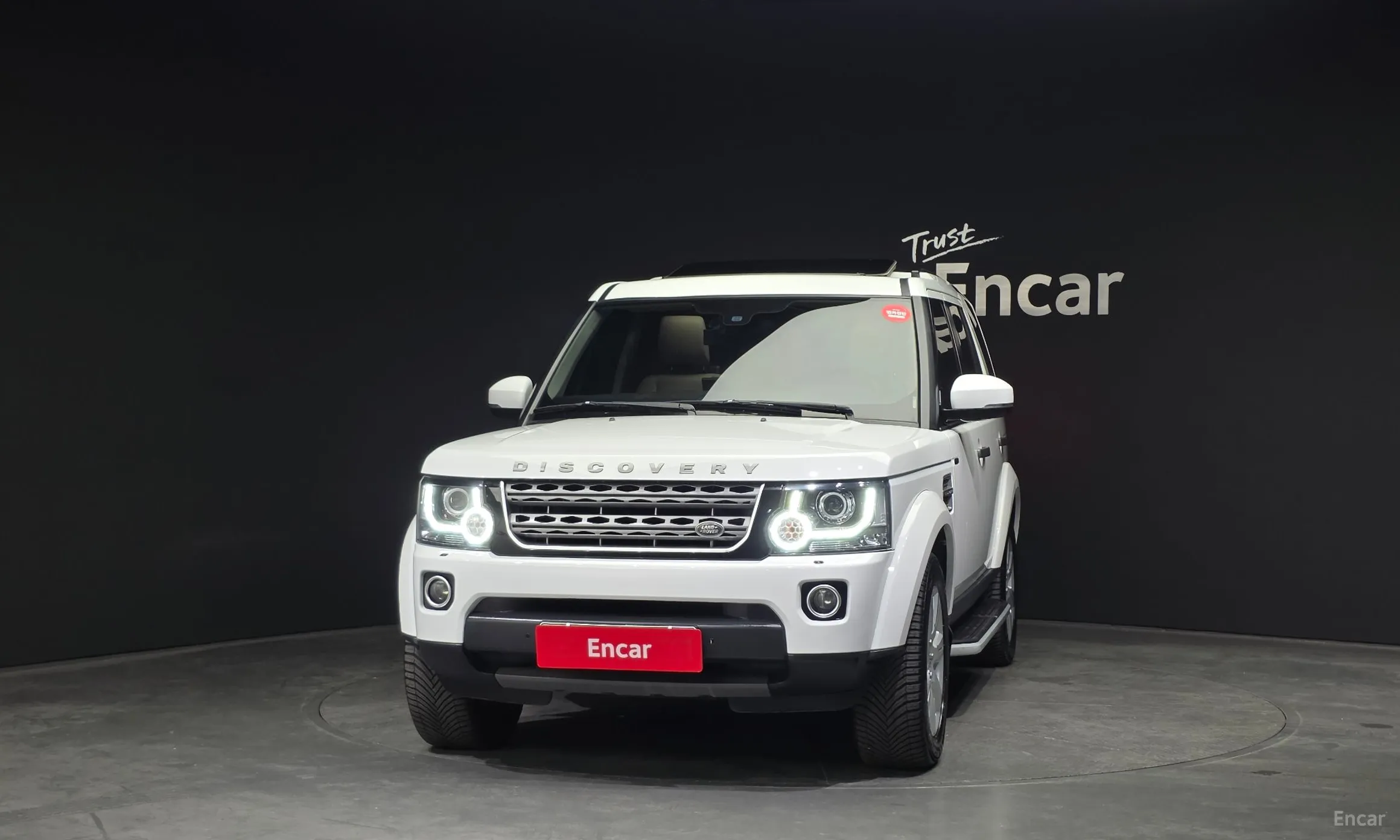 Land Rover Discovery 4 превью 3