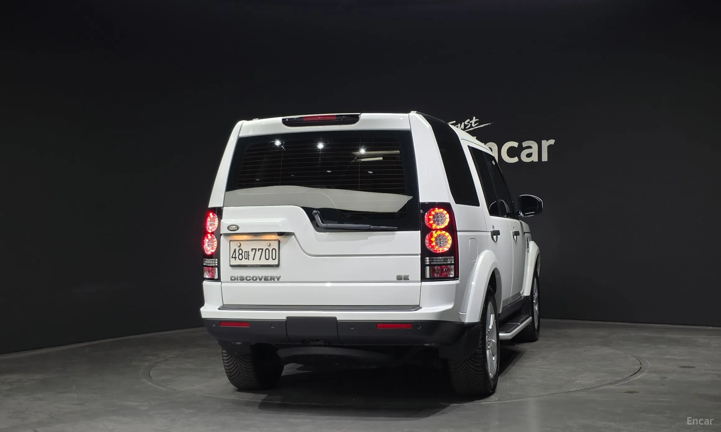 Land Rover Discovery 4 превью 4
