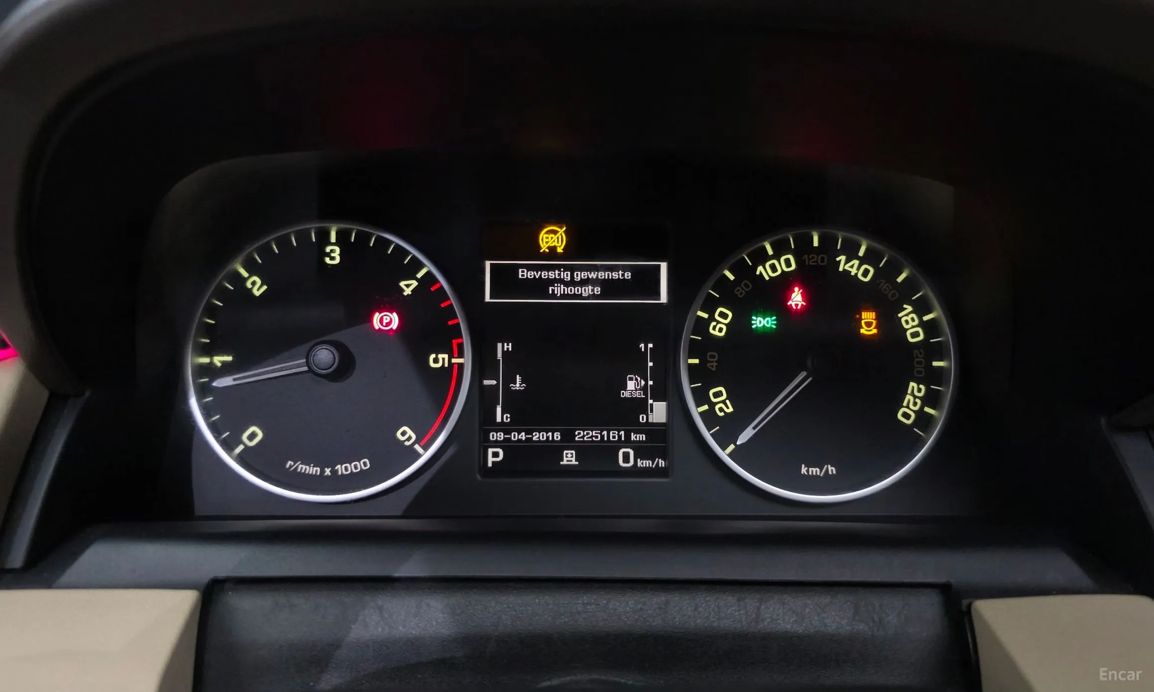 Land Rover Discovery 4 превью 8