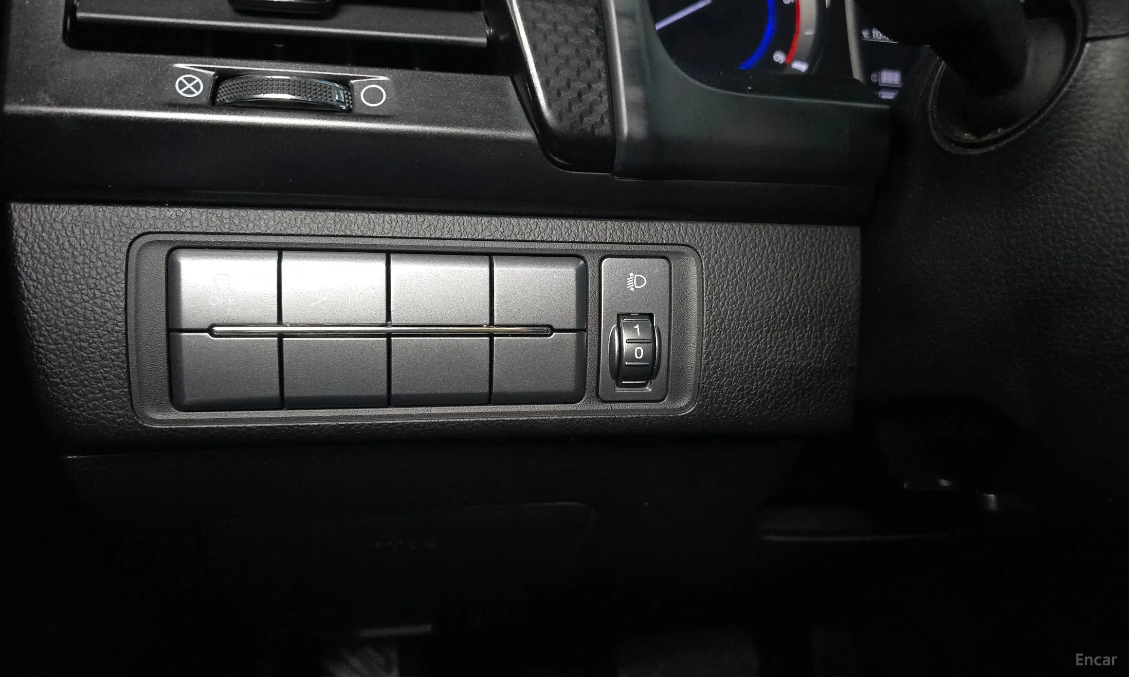 KG Mobility (SsangYong) Rexton Sports Khan превью 16