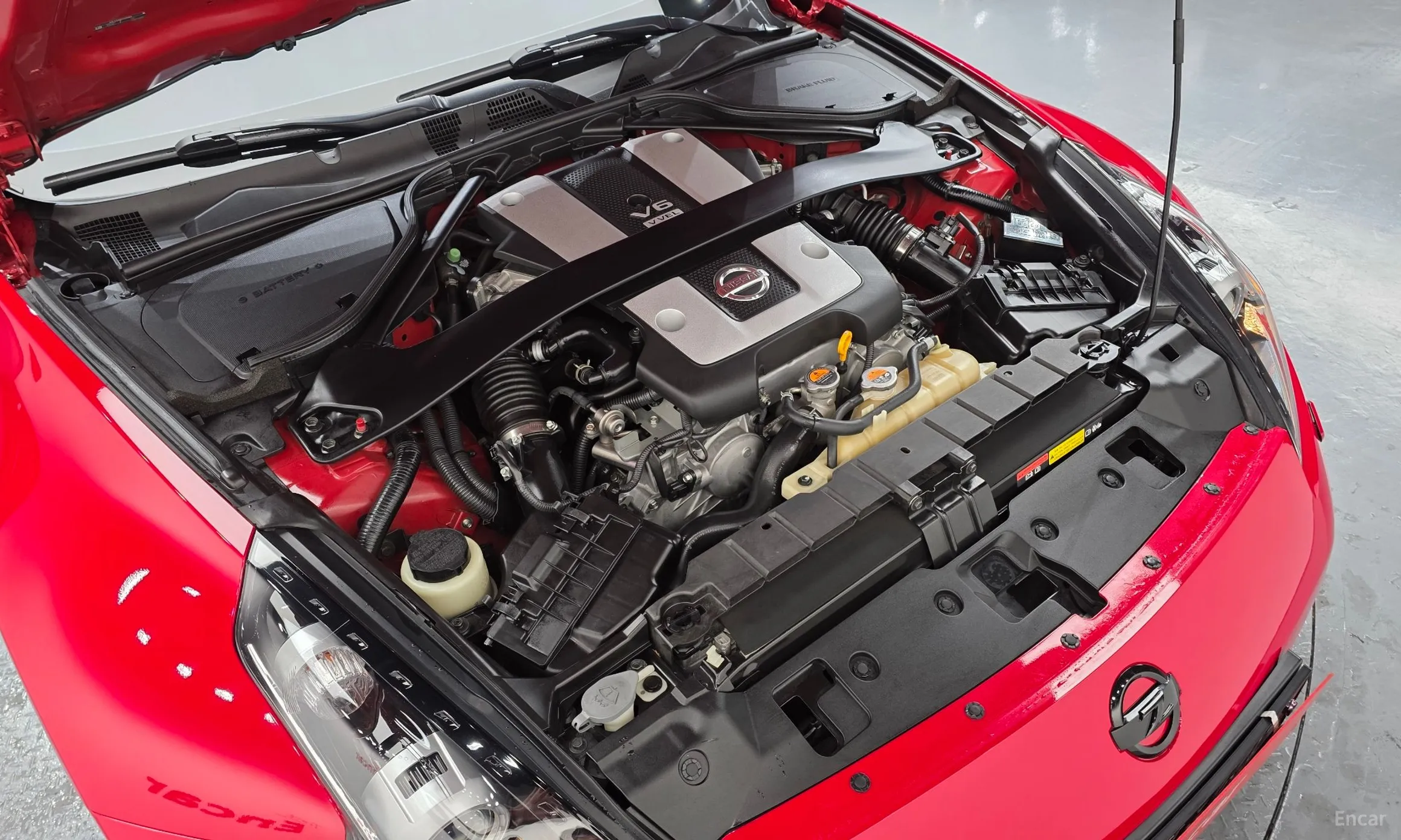 Nissan 370Z превью 6
